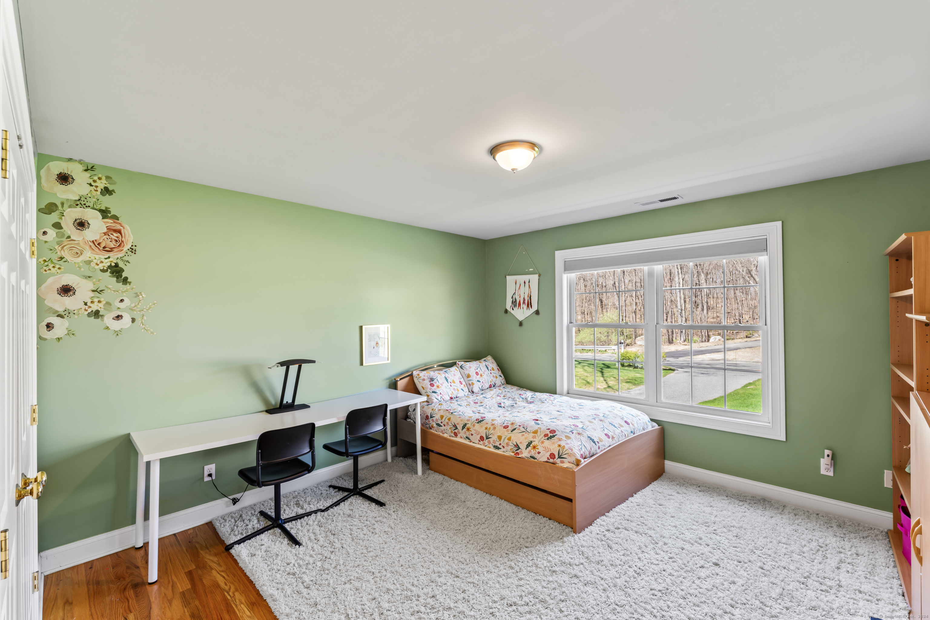 6 Ridge Valley Road