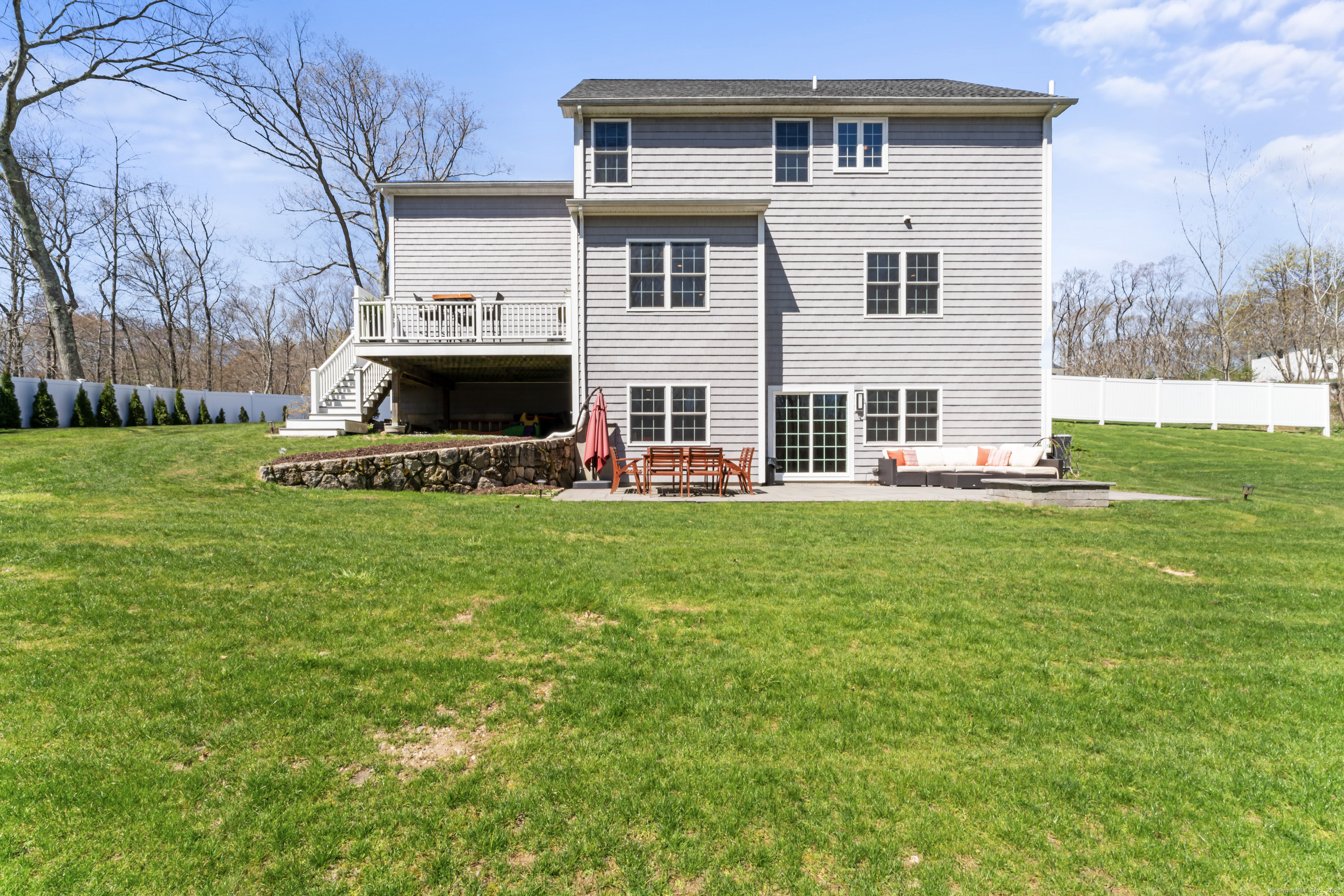 6 Ridge Valley Road