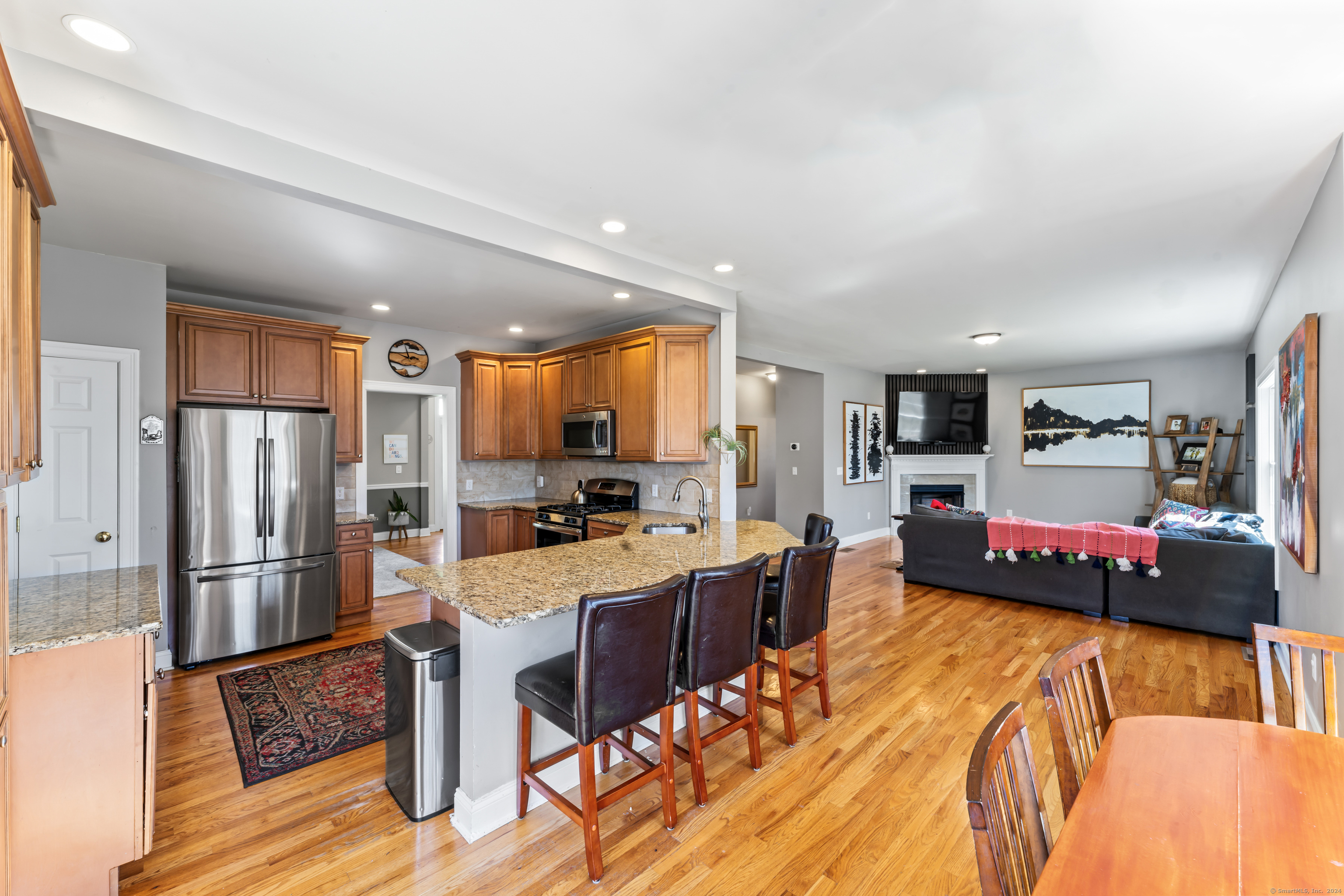 6 Ridge Valley Road