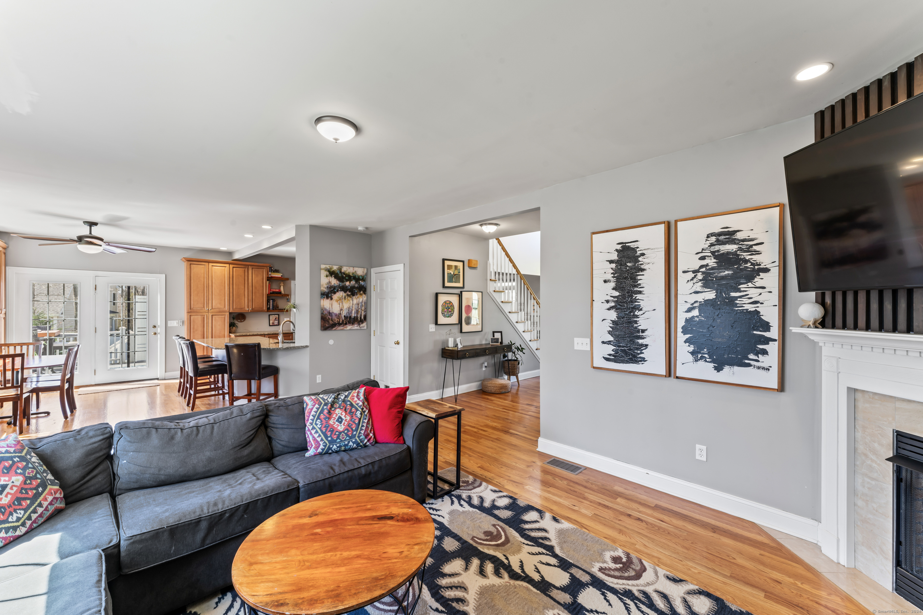 6 Ridge Valley Road