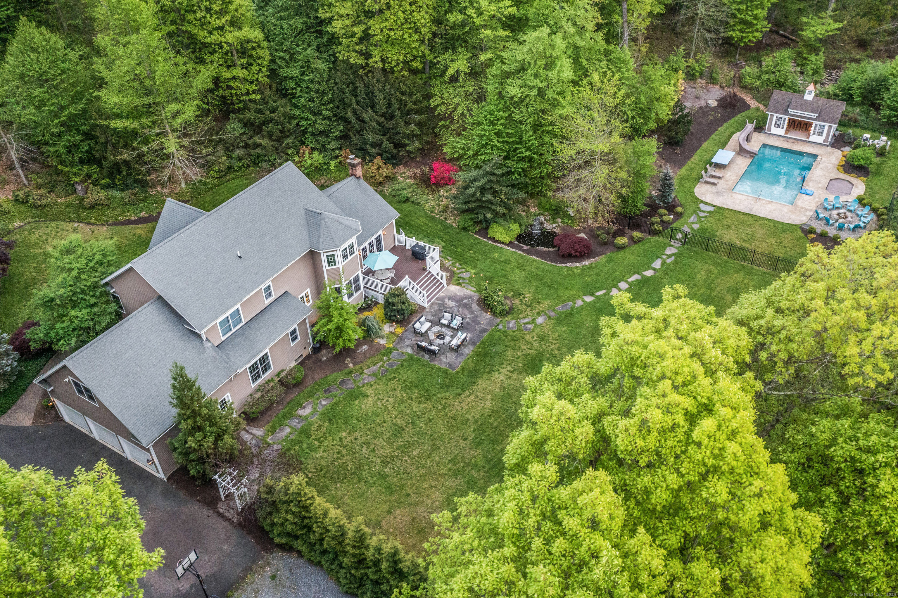 14 Daniels Hill Road