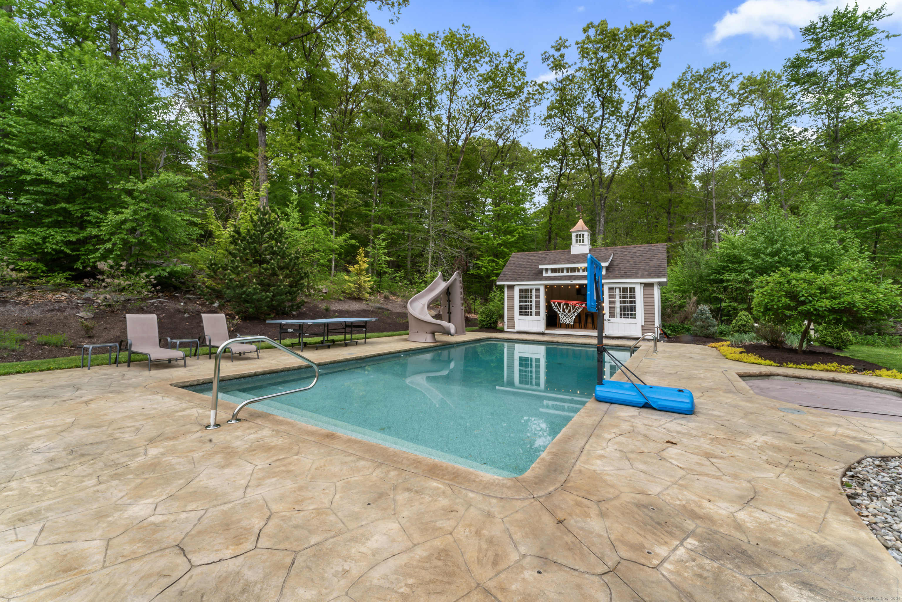 14 Daniels Hill Road