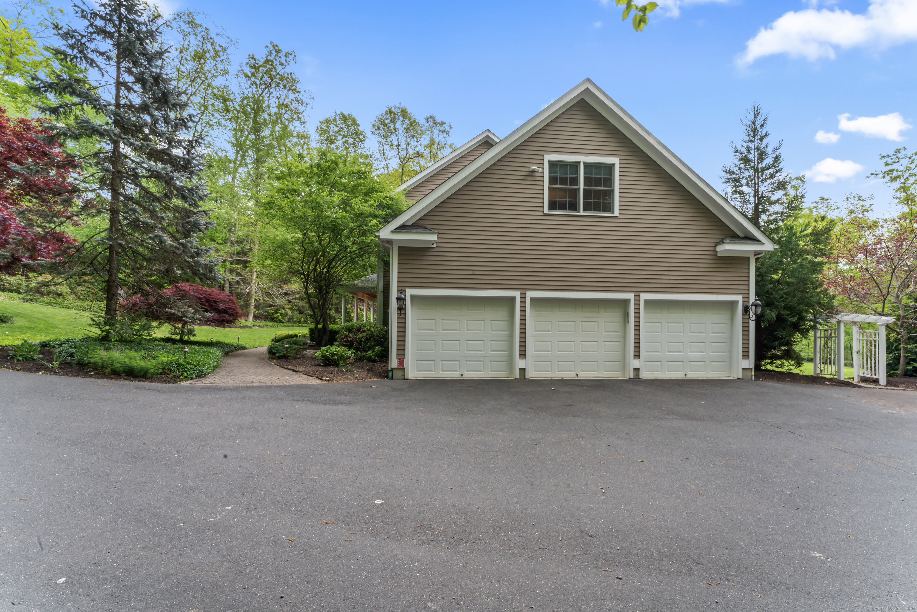 14 Daniels Hill Road