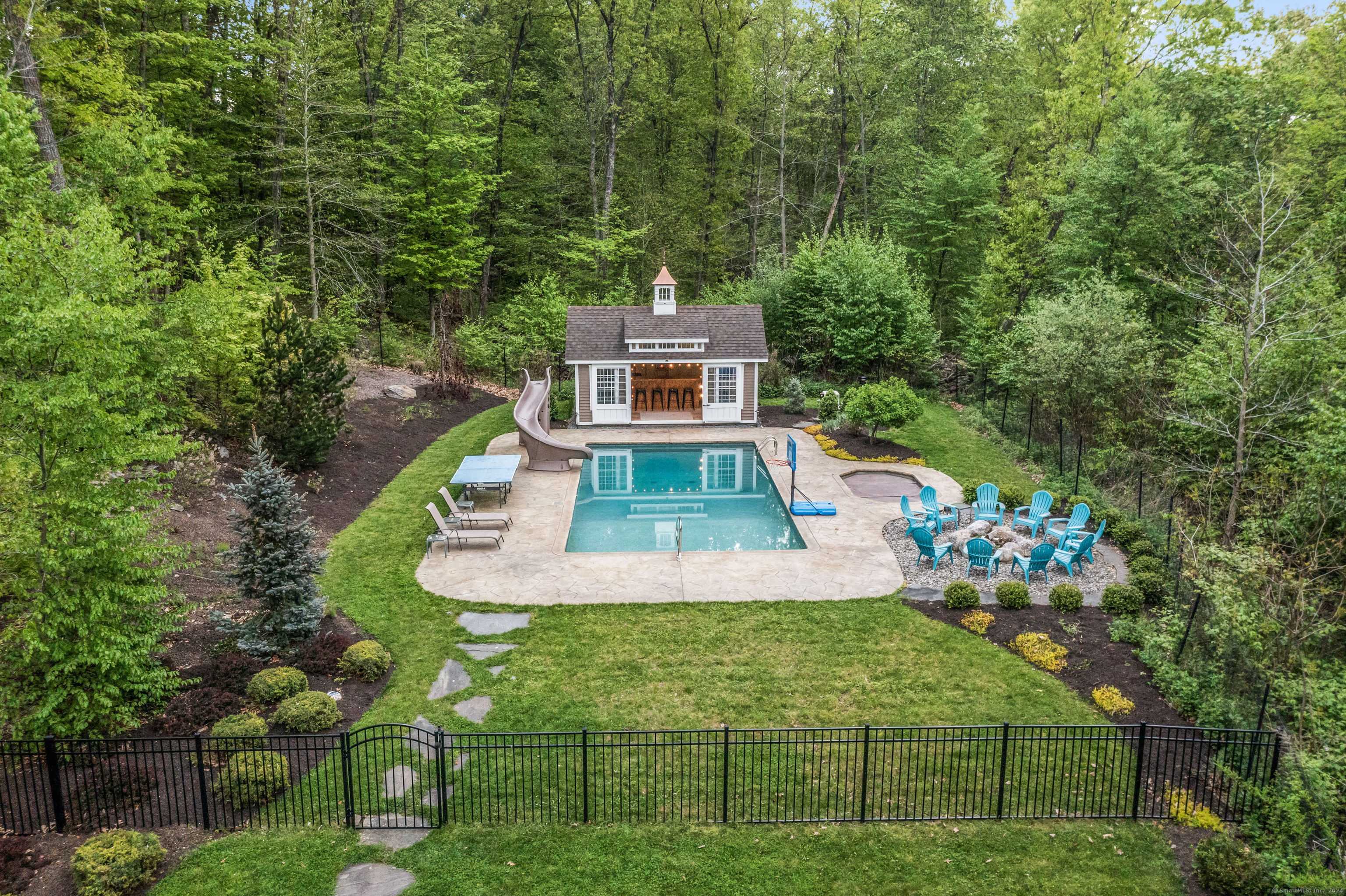 14 Daniels Hill Road