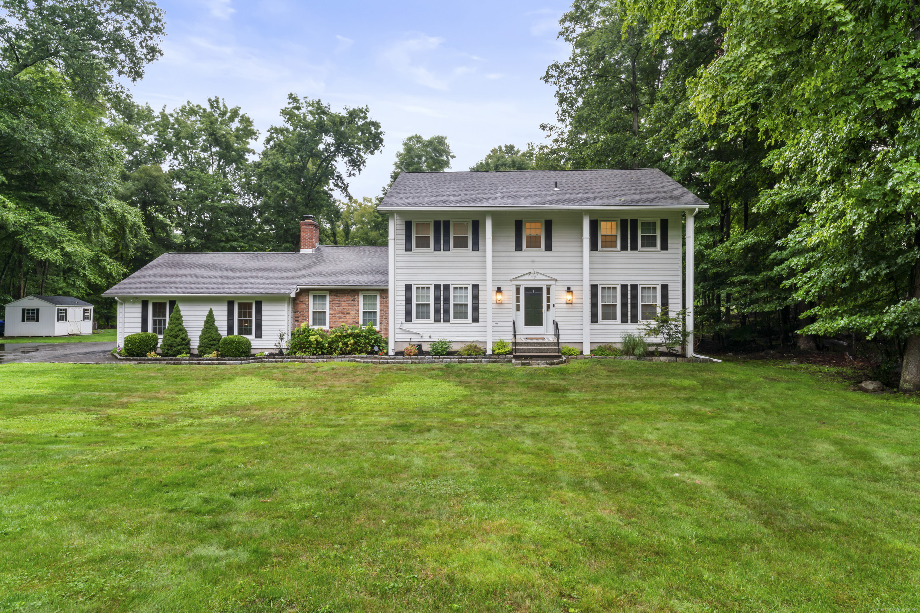 17 Maplecrest Drive
