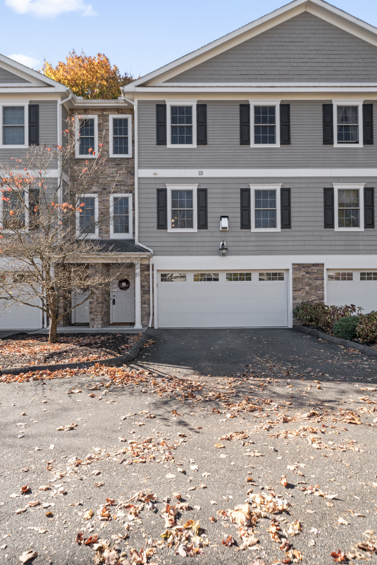 53 Grassy Plain Street APT B6
