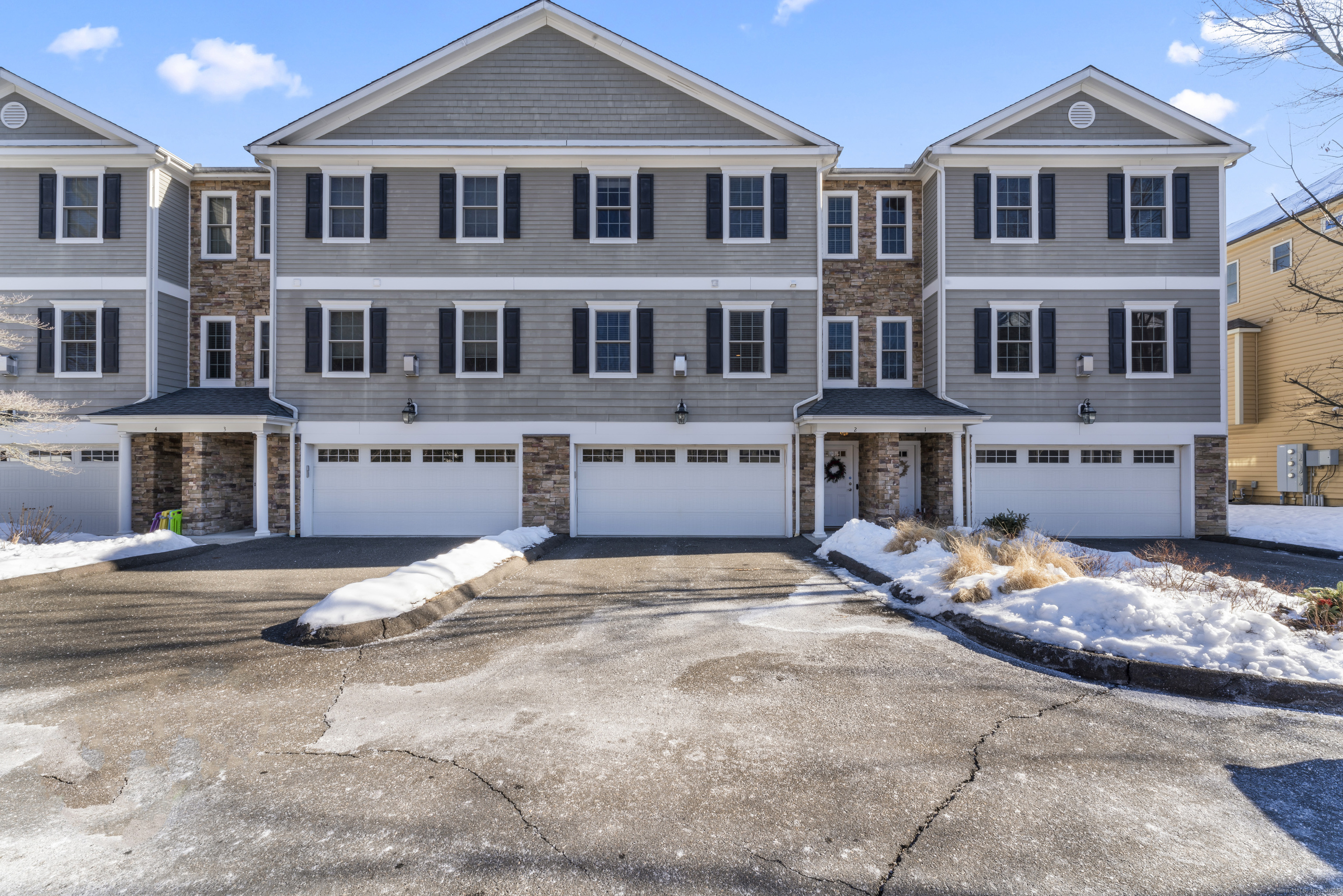 53 Grassy Plain Street APT A2