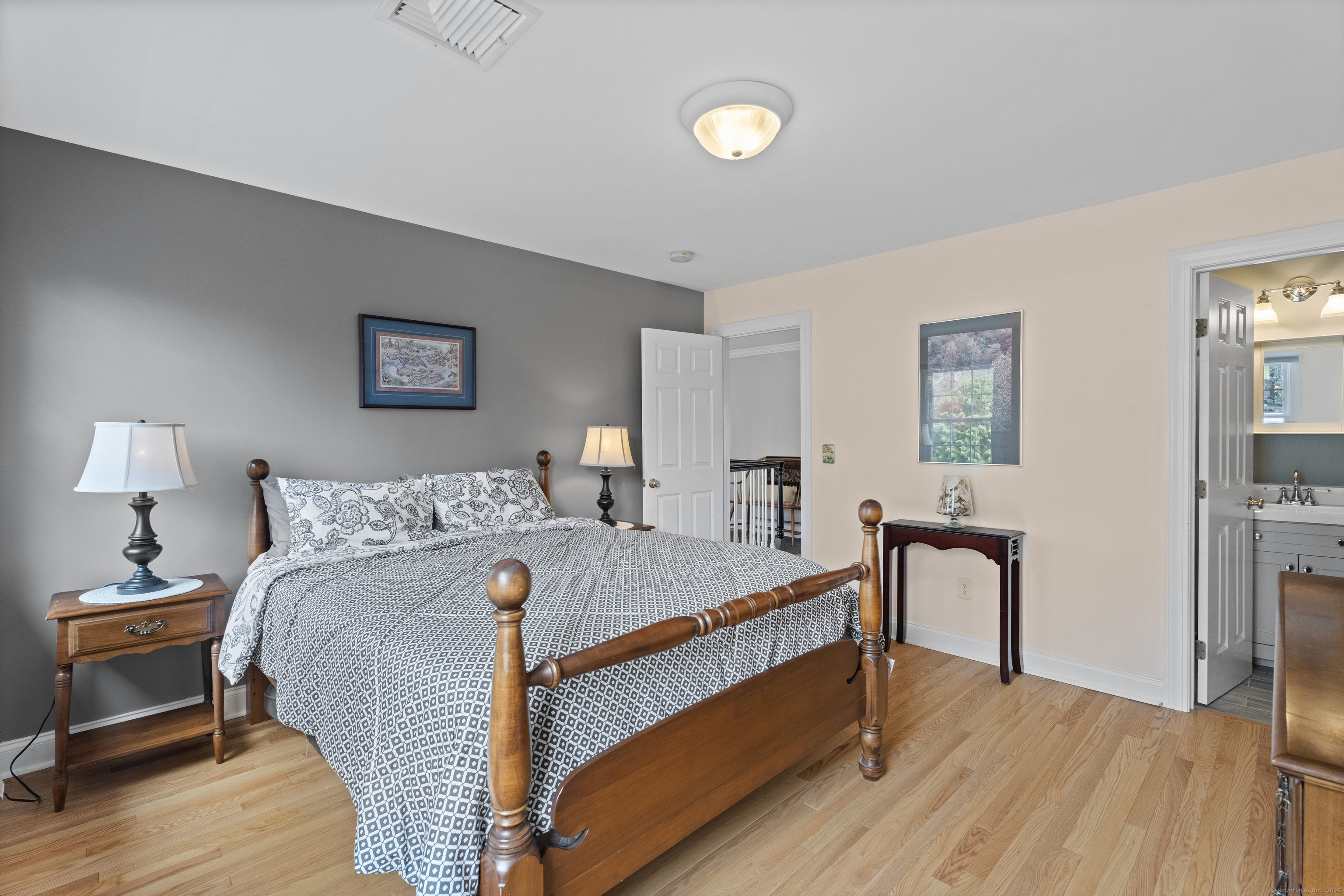 12 Clapboard Ridge Road