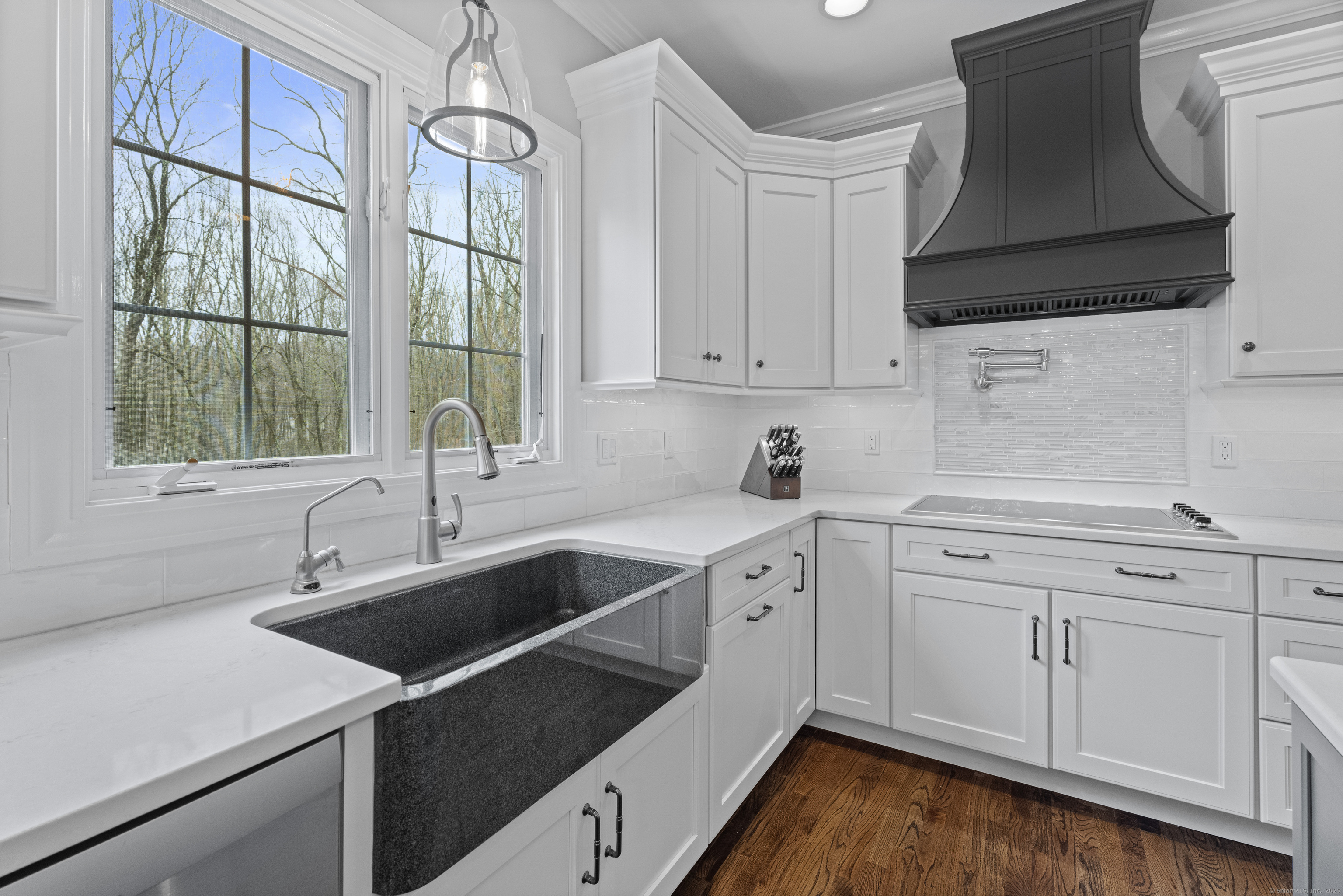 12 Clapboard Ridge Road