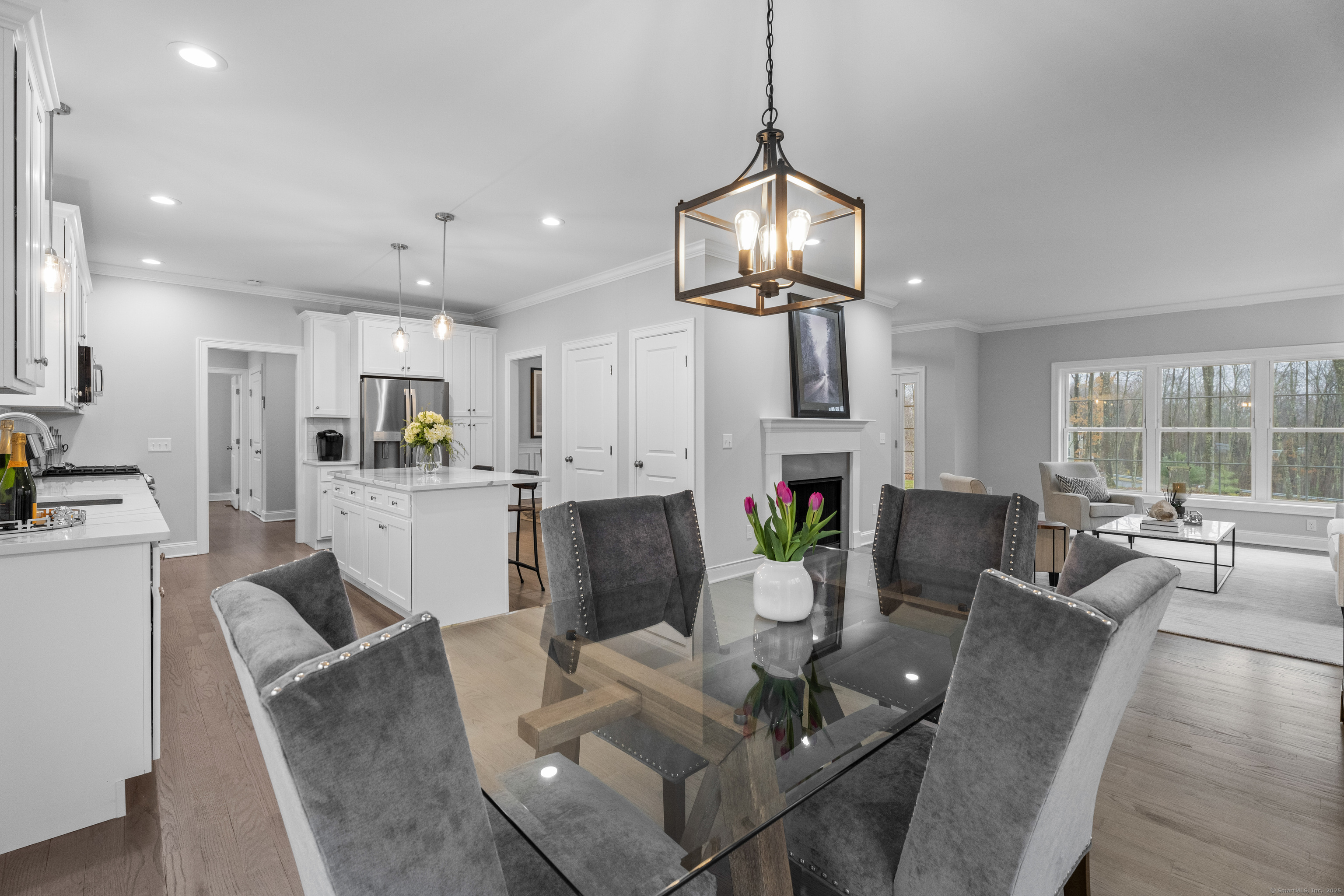 7 Ridge Valley Road