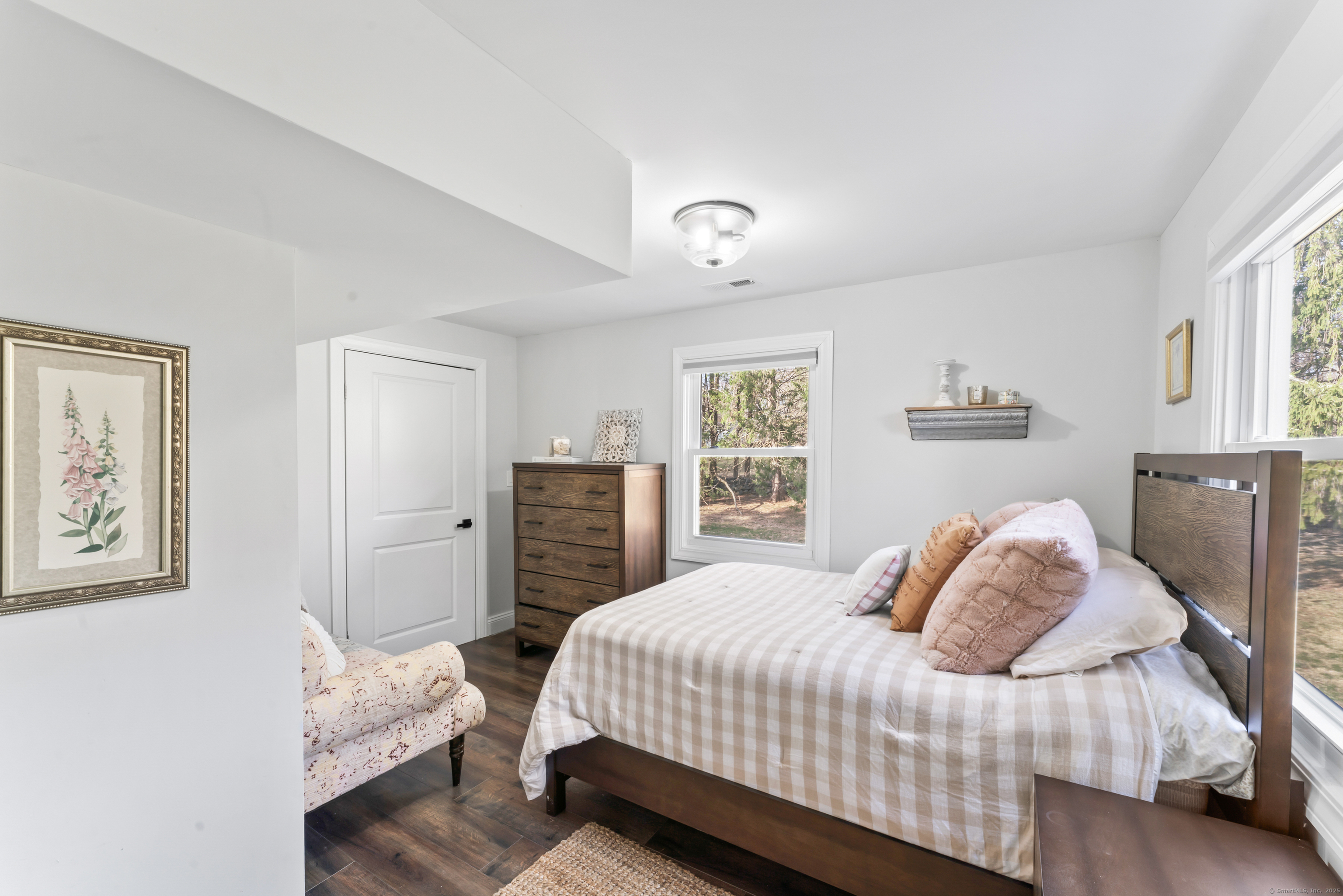 52 Flat Swamp Road