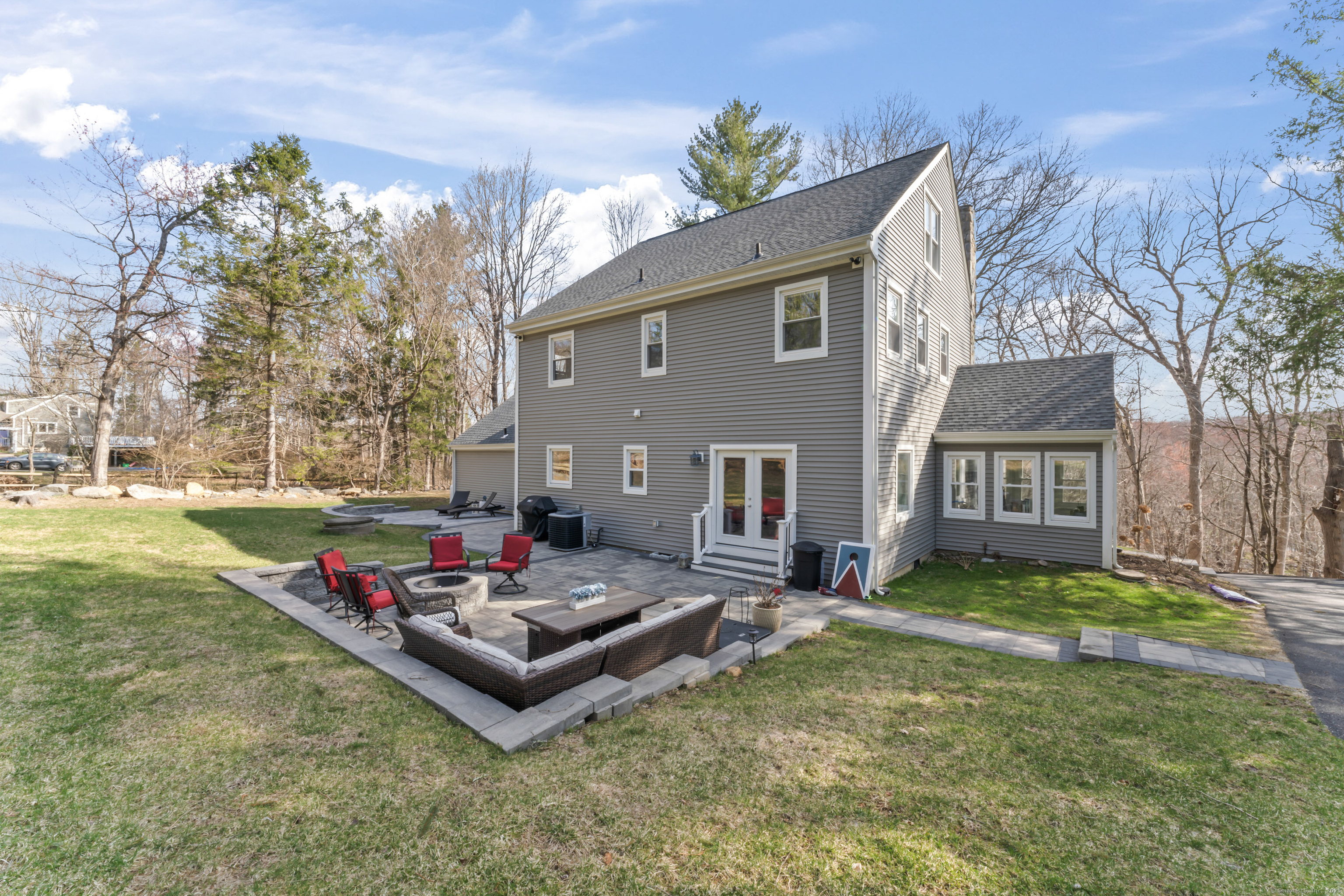 52 Flat Swamp Road