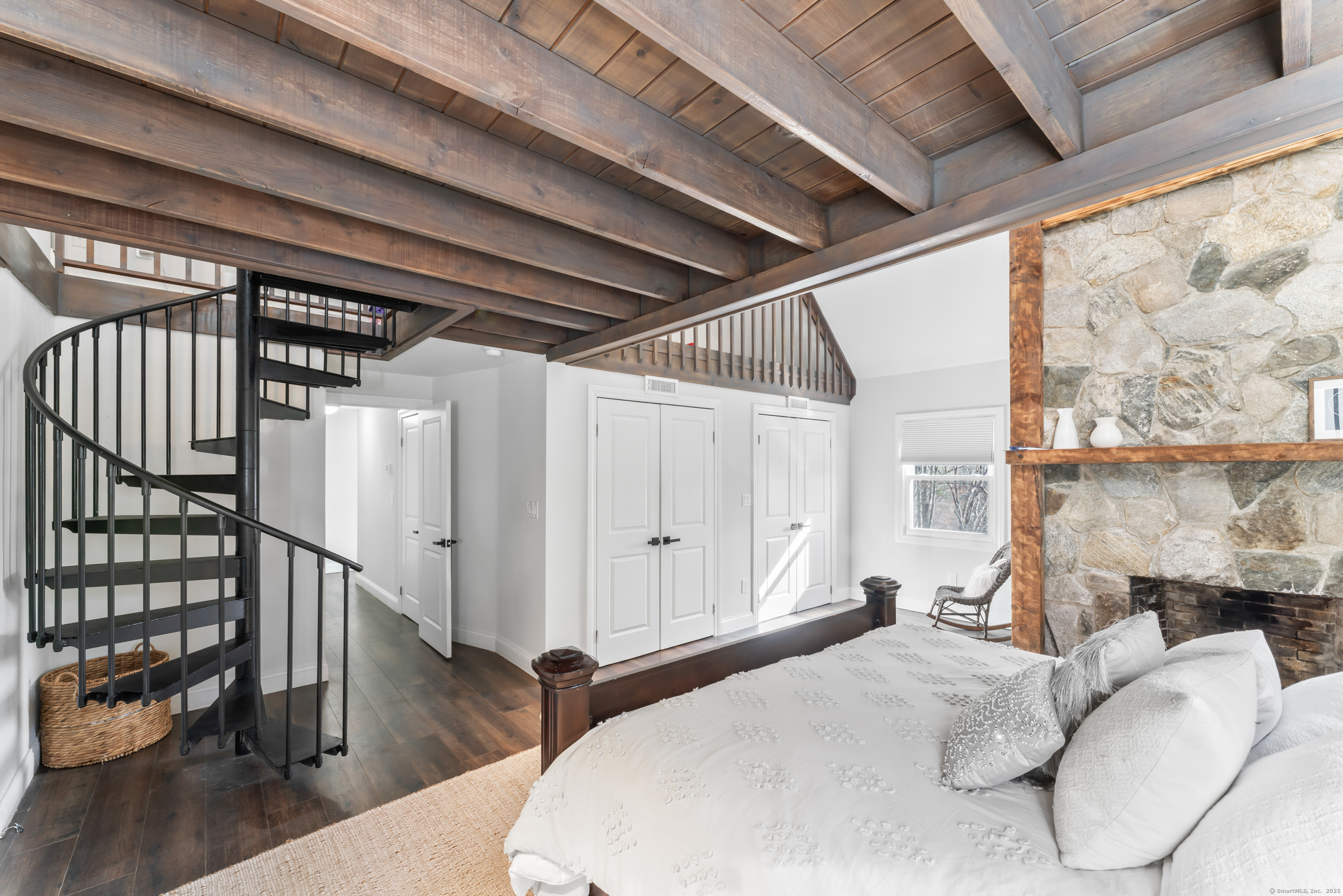 52 Flat Swamp Road