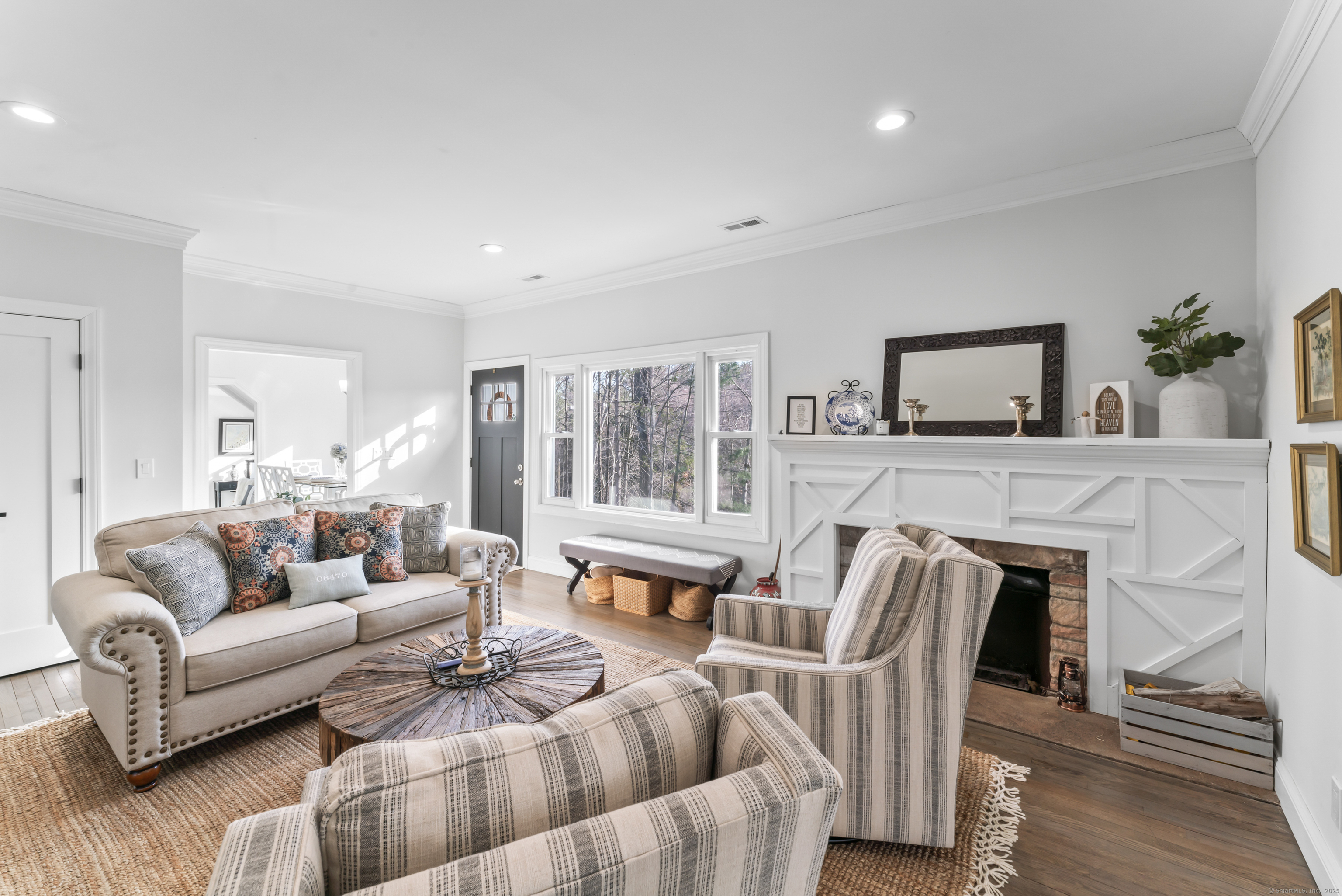 52 Flat Swamp Road