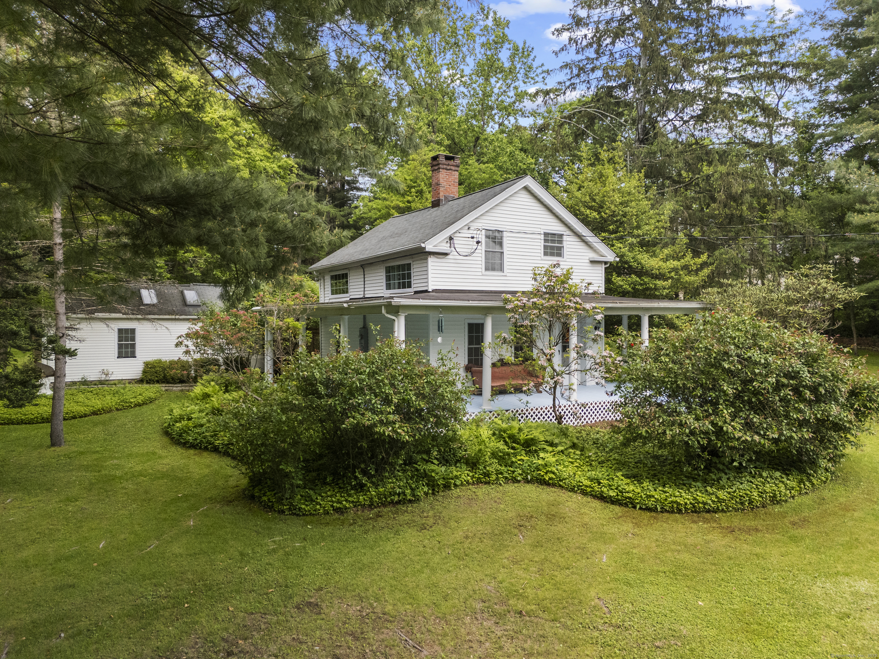 25 Great Hill Road