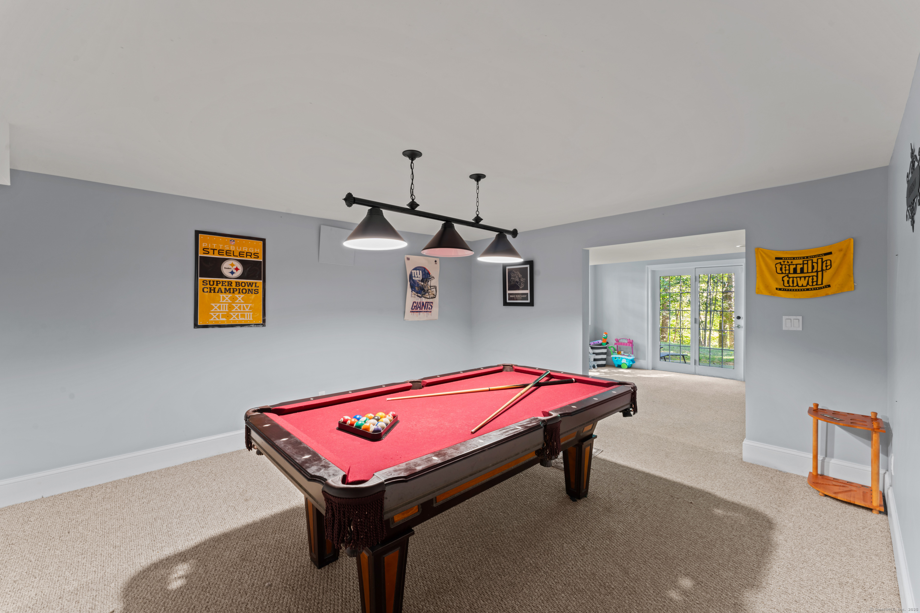8 Arthurs Court