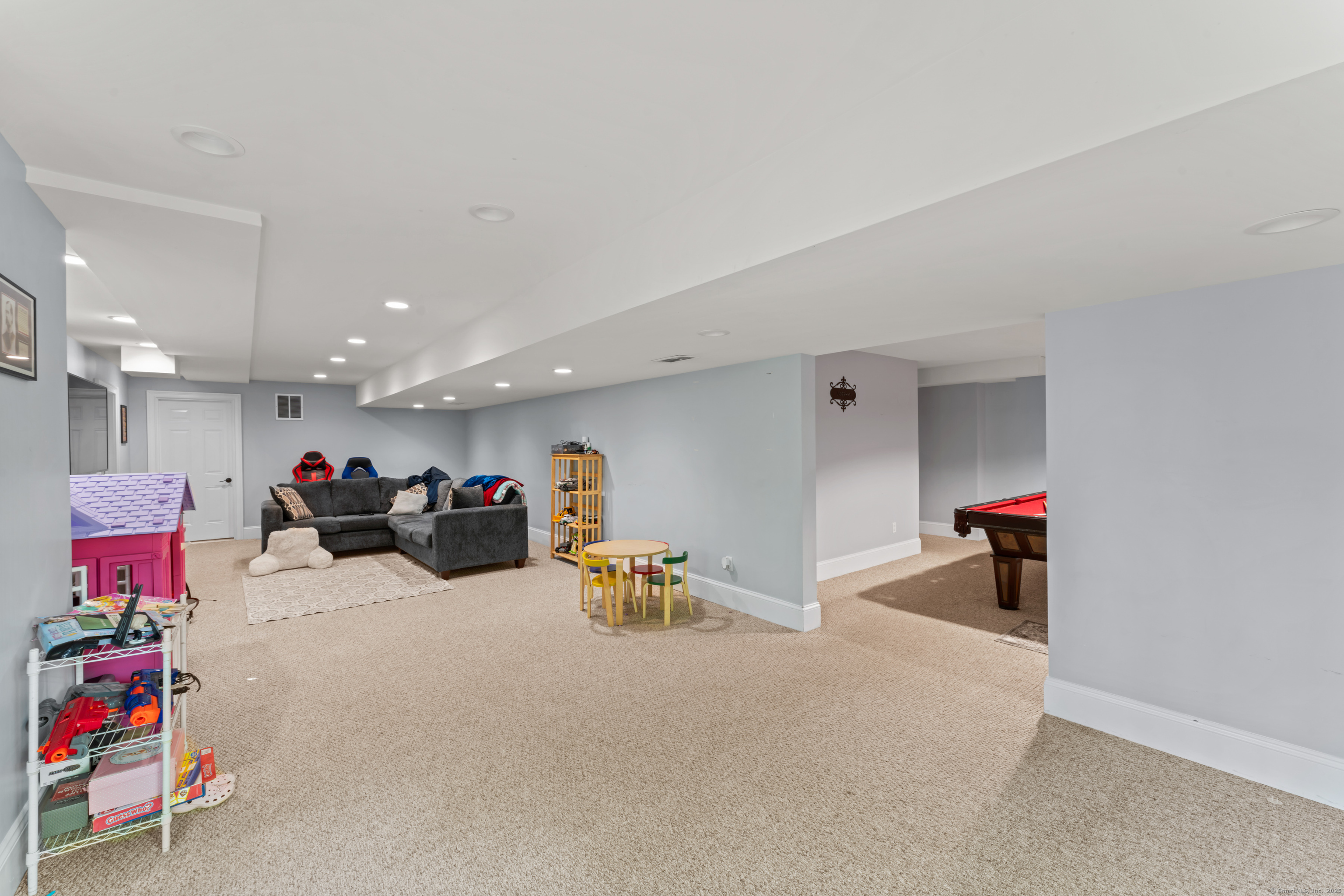 8 Arthurs Court