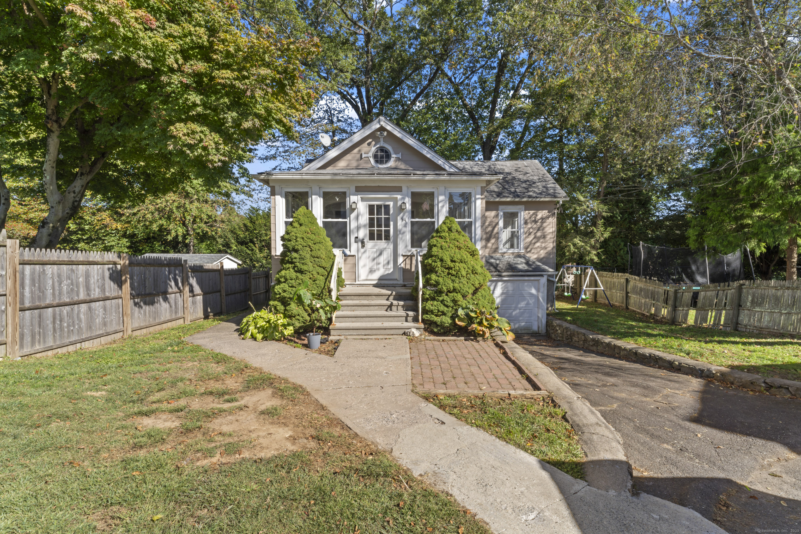 54 Brentwood Avenue