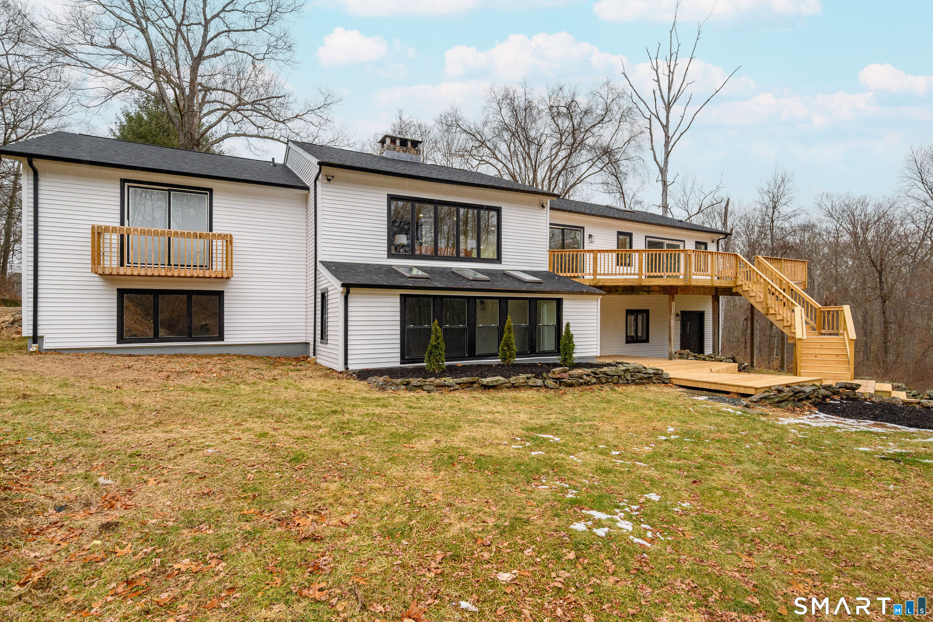 4 Windy Woods Circle