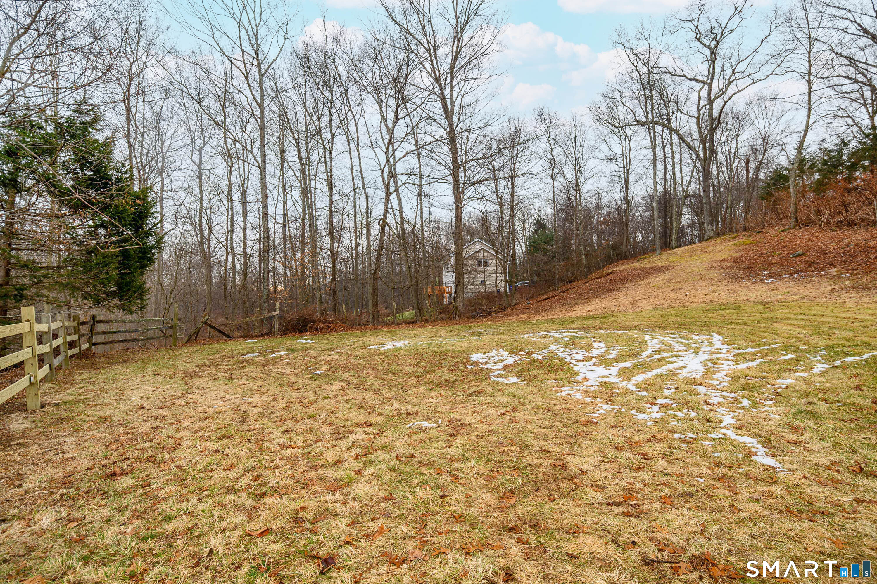 4 Windy Woods Circle