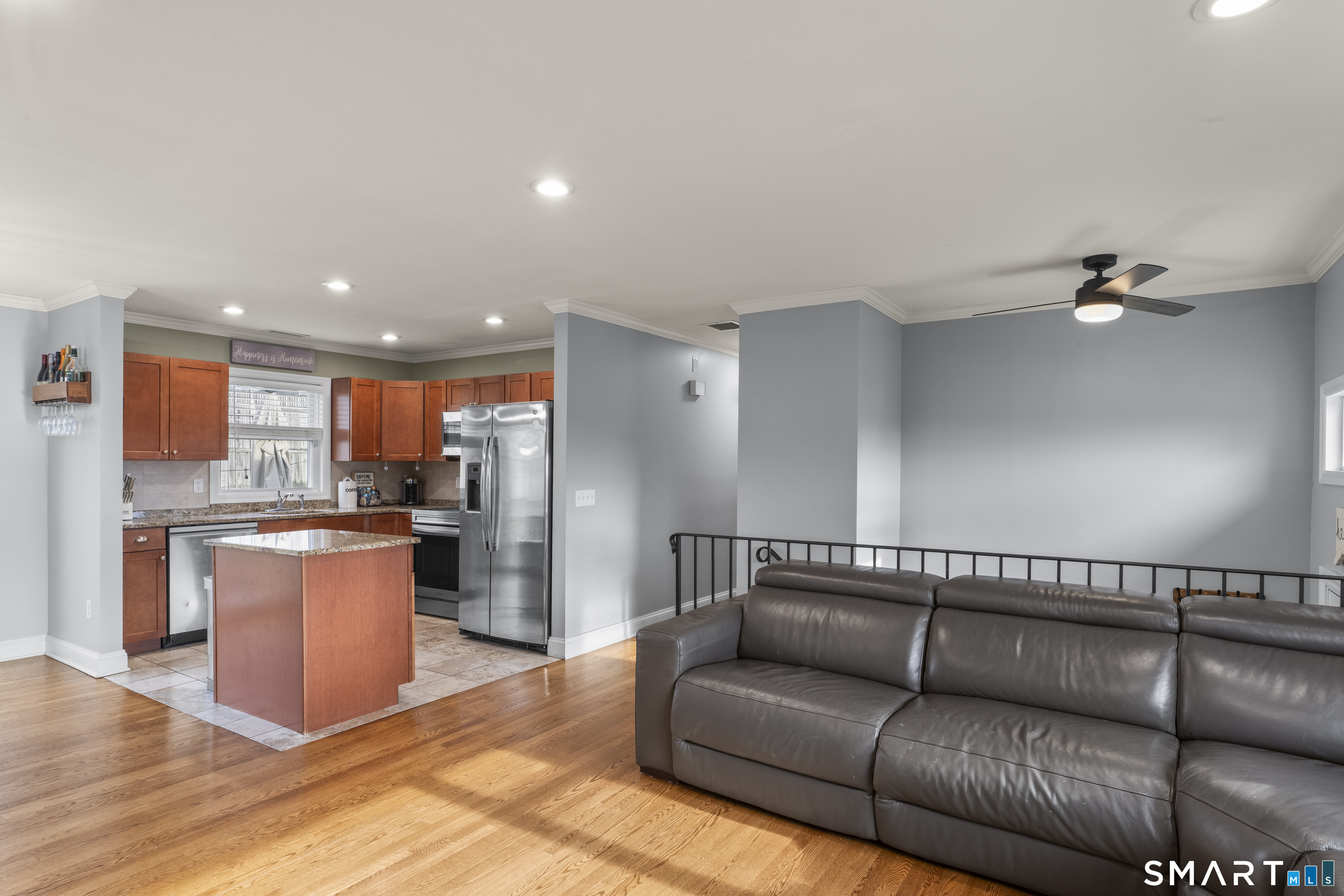 16 Curtis Avenue