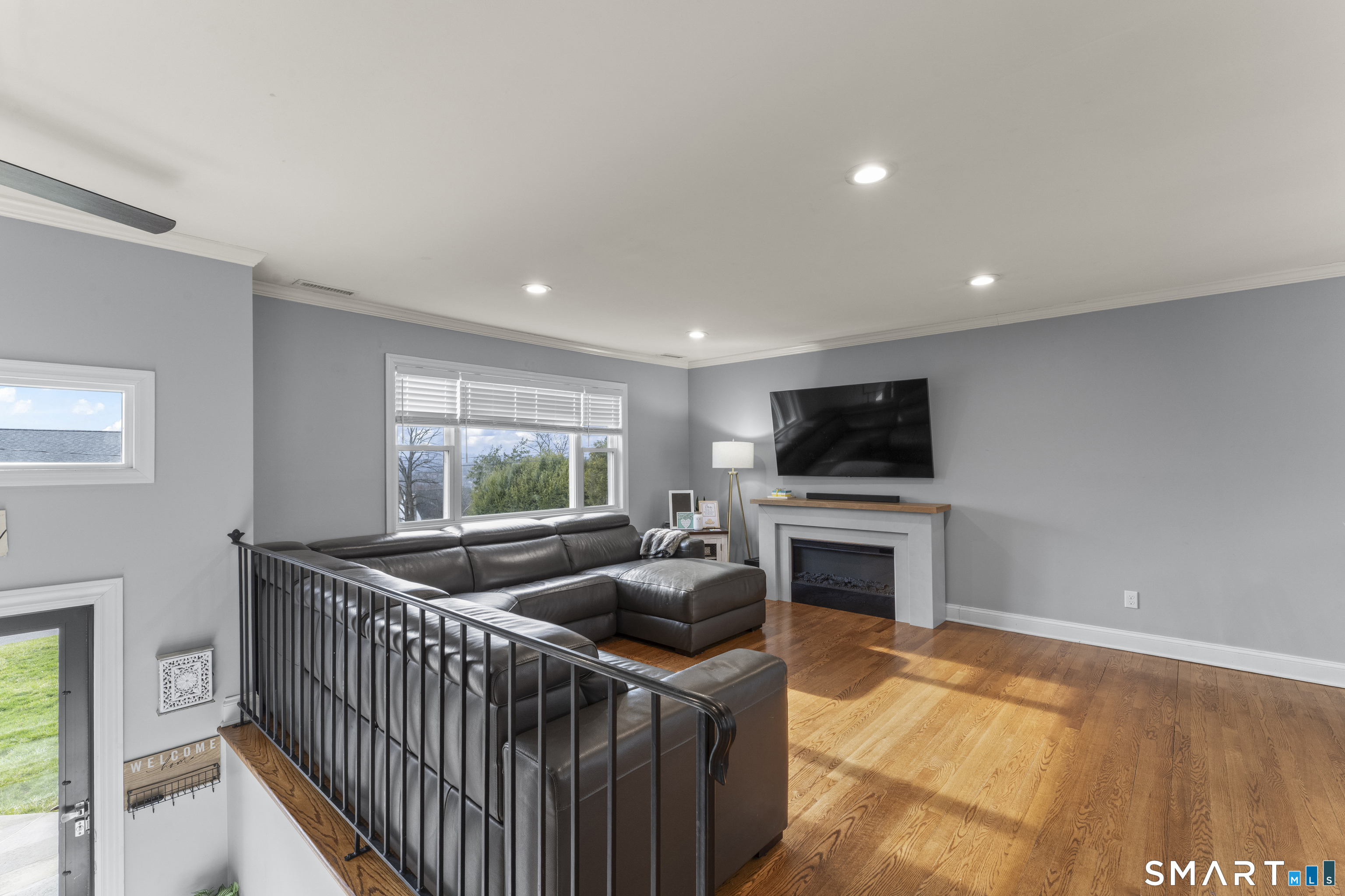 16 Curtis Avenue