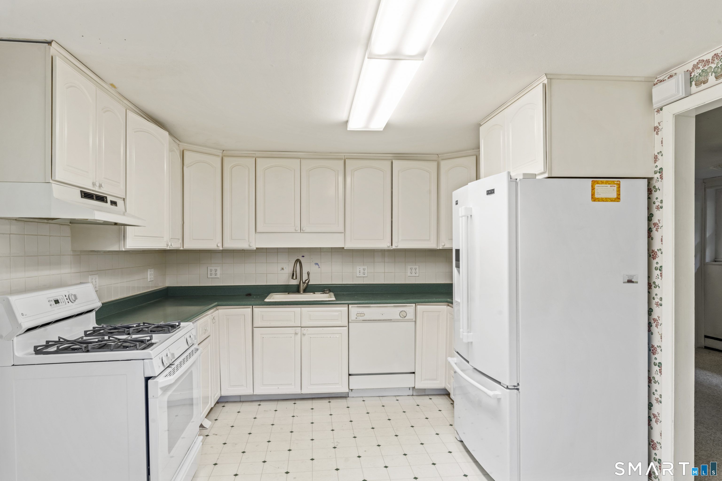 10 Brookwood Drive