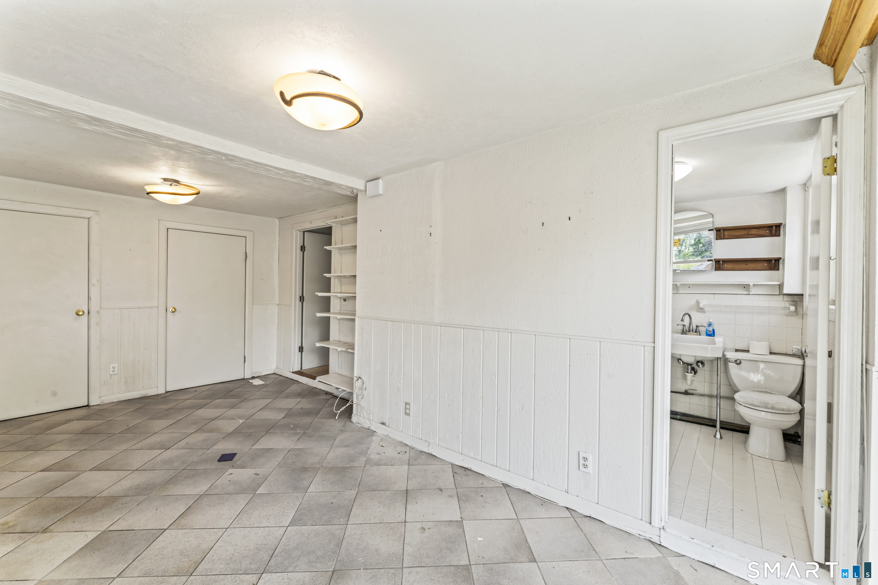 10 Brookwood Drive