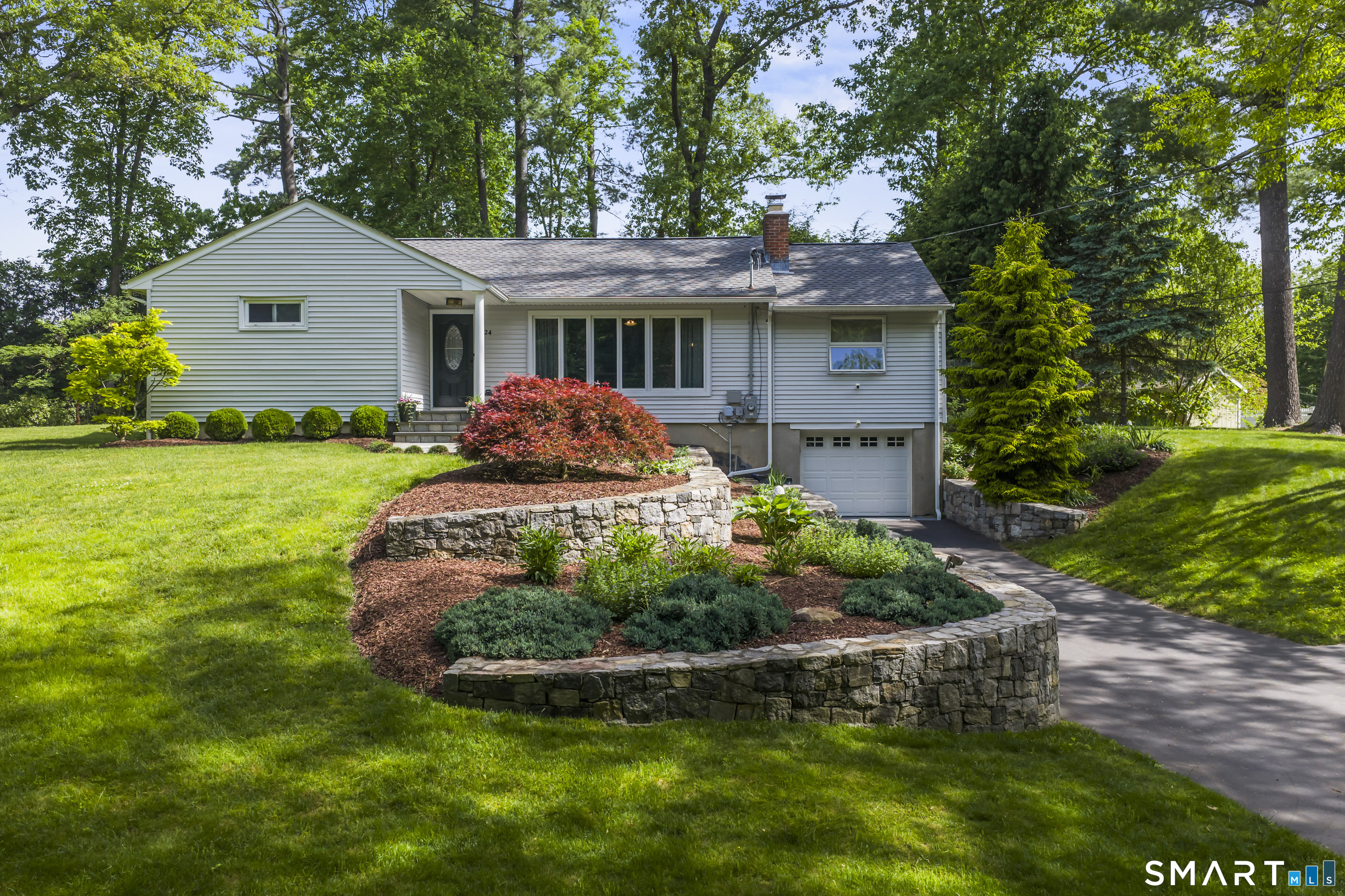 24 Beechwood Drive