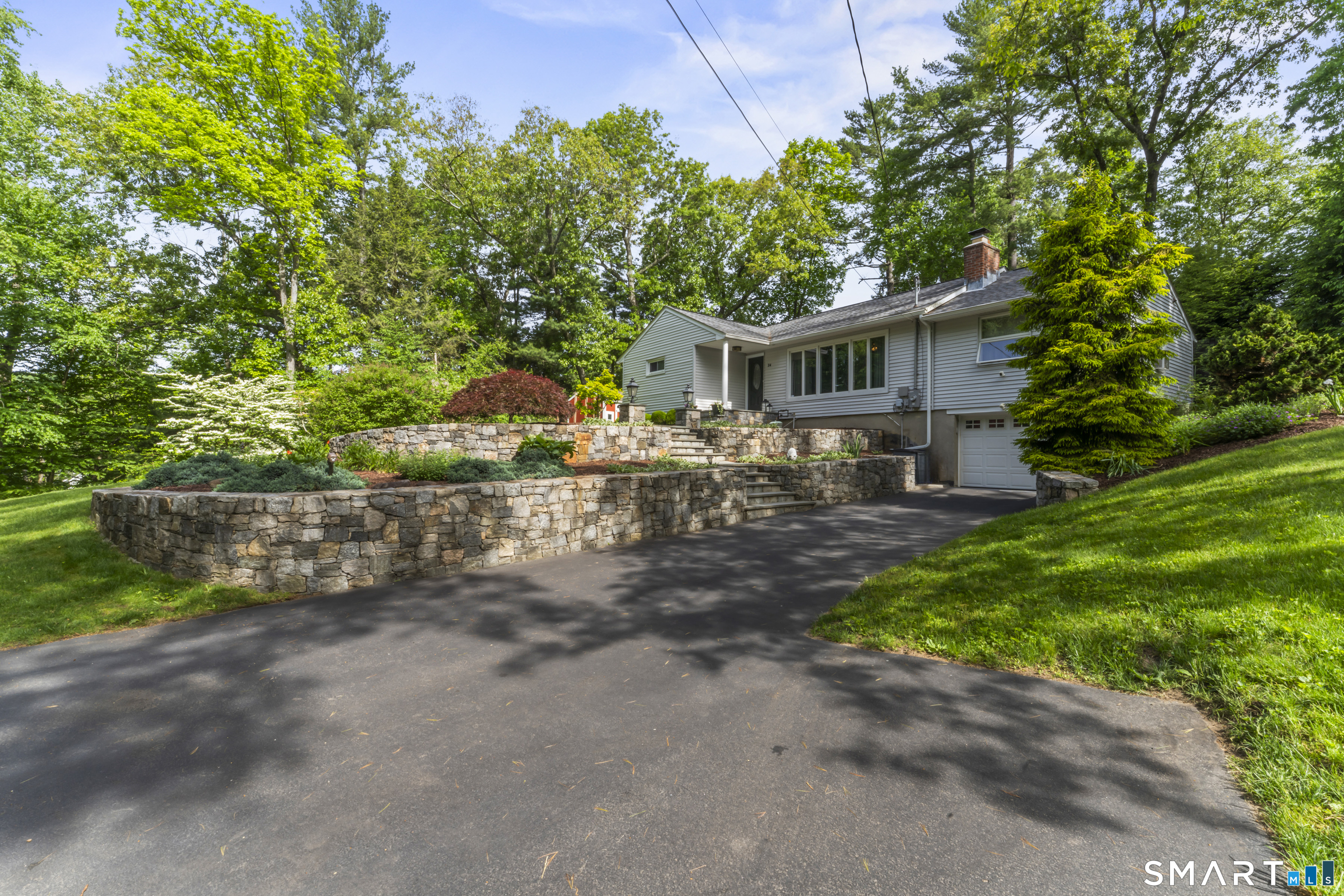 24 Beechwood Drive