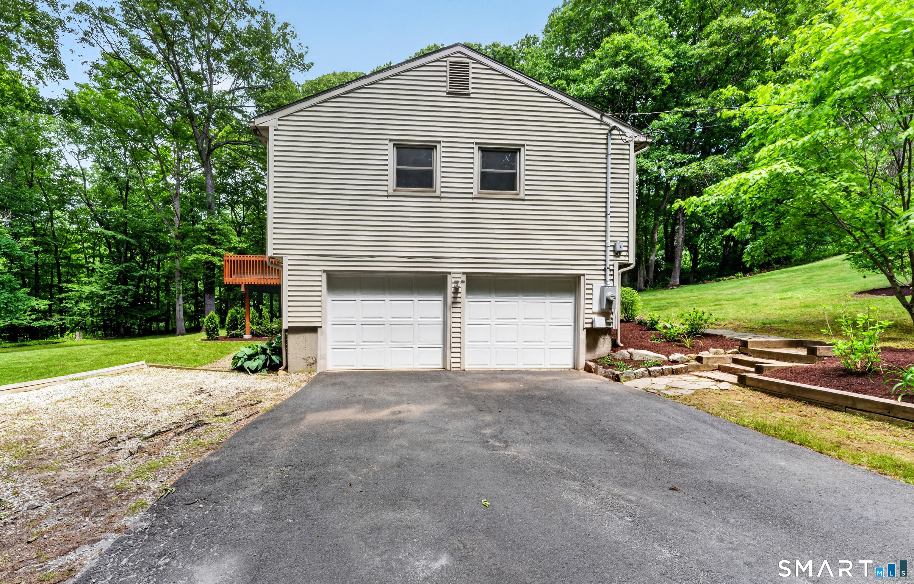 14 Deerfield Drive