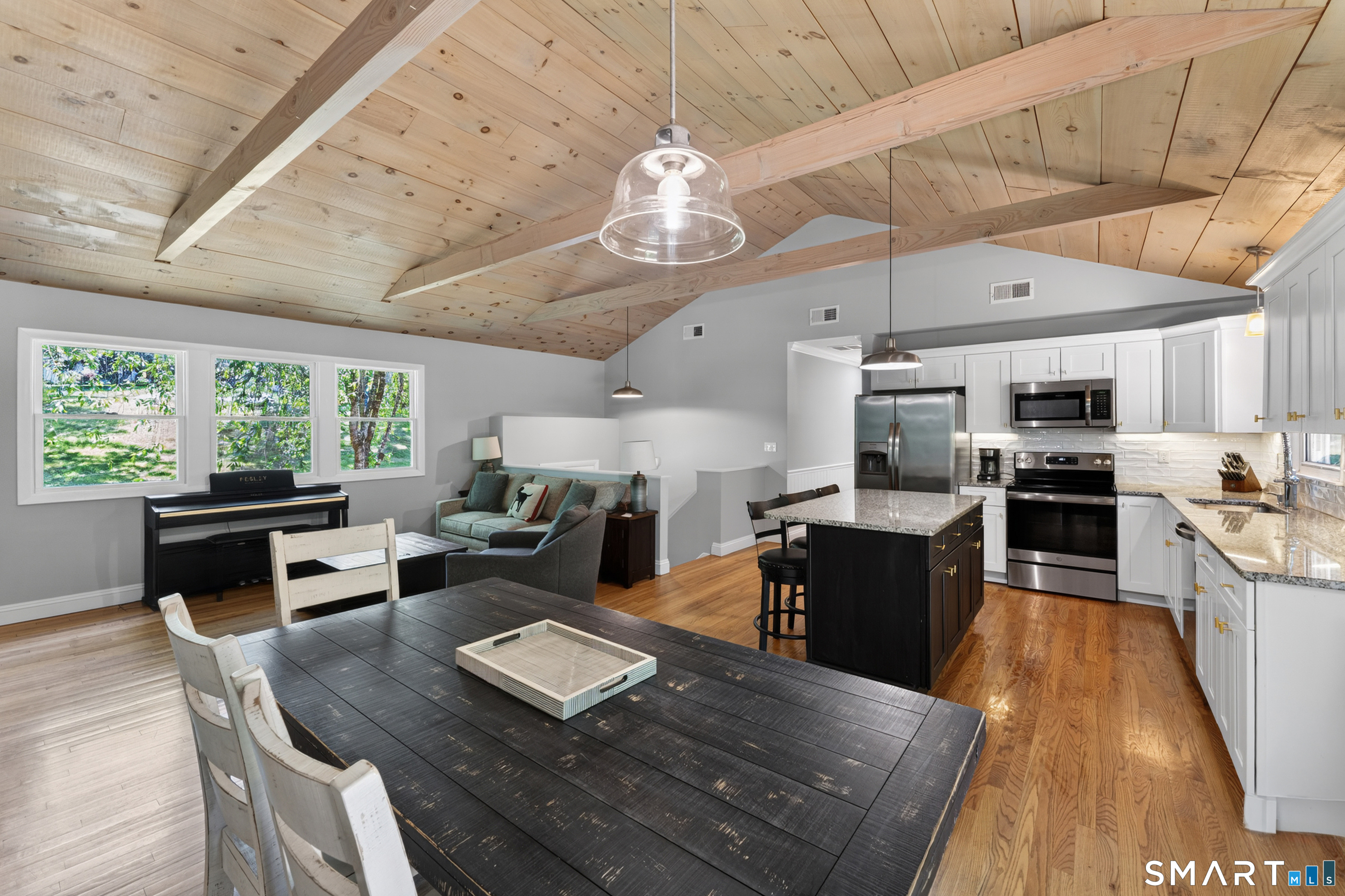 14 Deerfield Drive