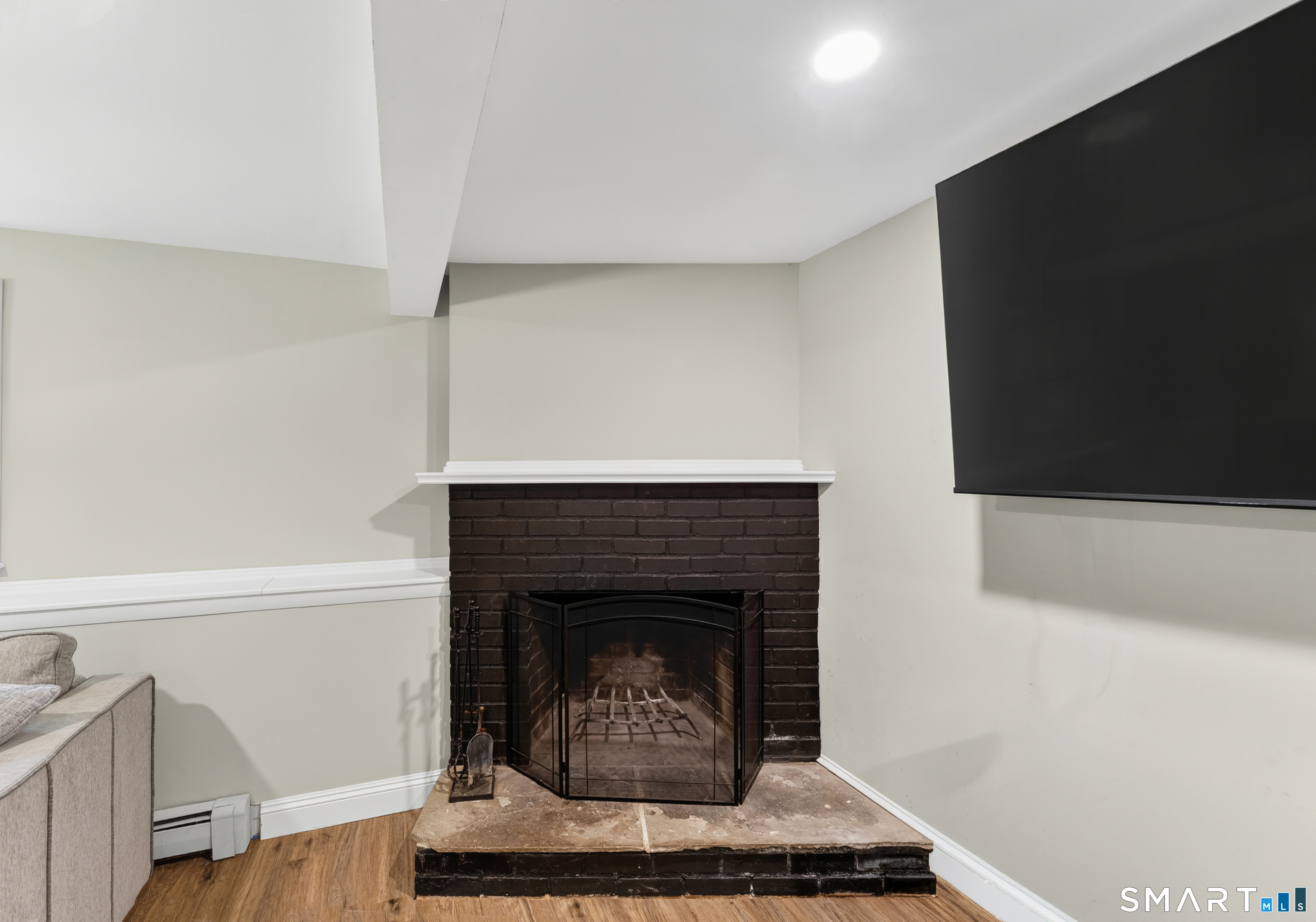14 Deerfield Drive