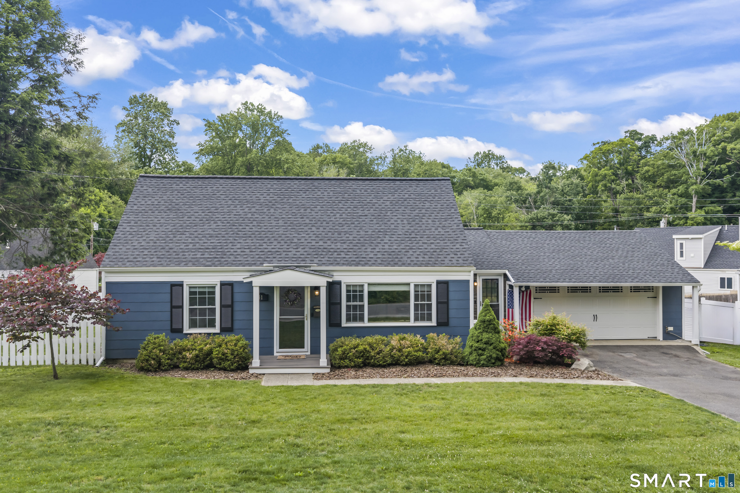 31 Bethpage Drive