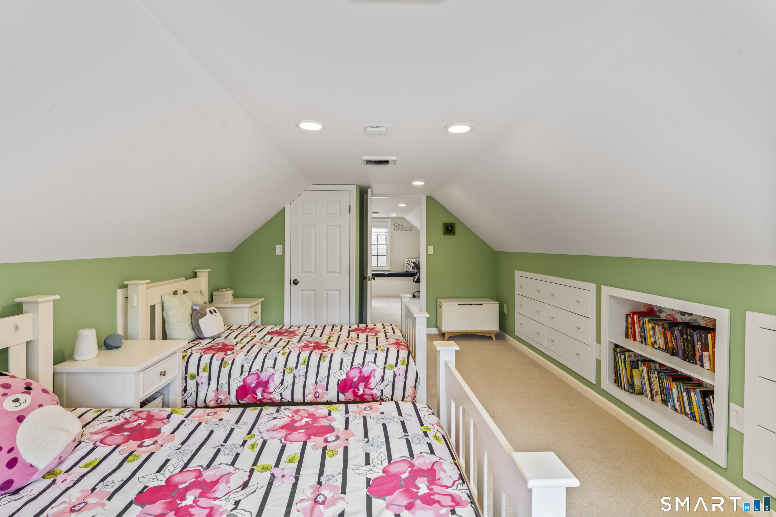 31 Bethpage Drive