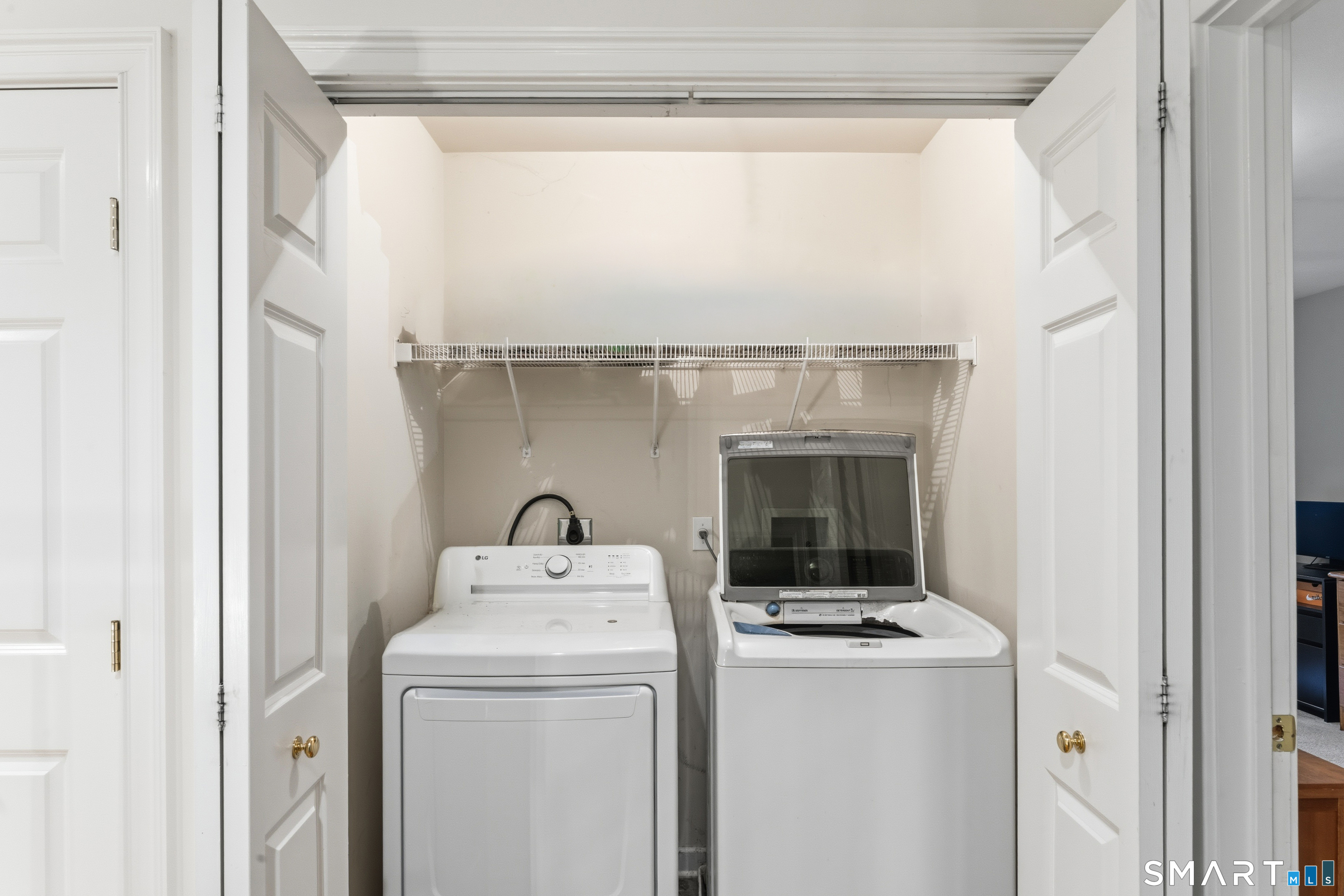 29 Narragansett Trail
