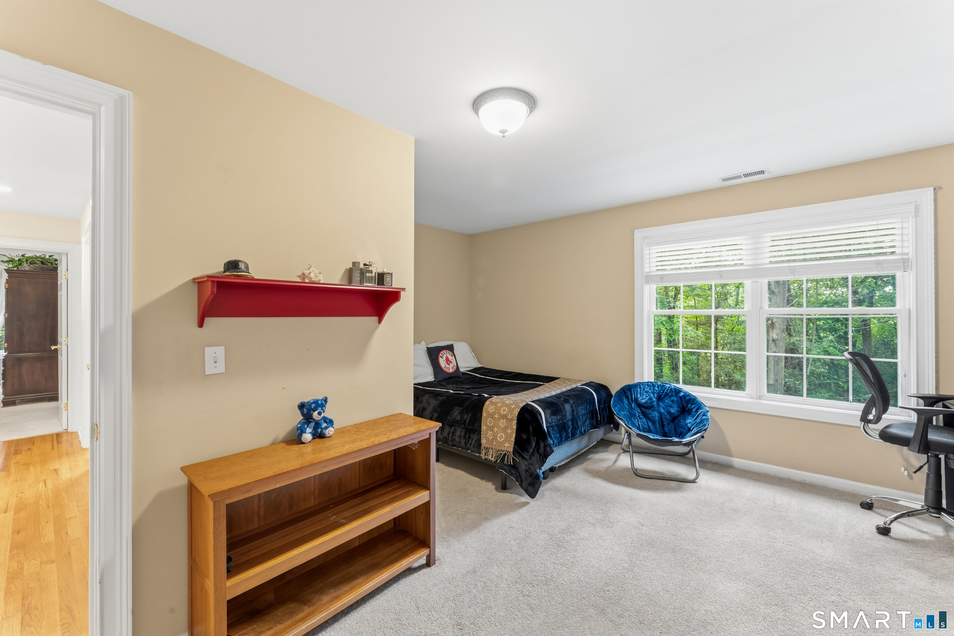 29 Narragansett Trail