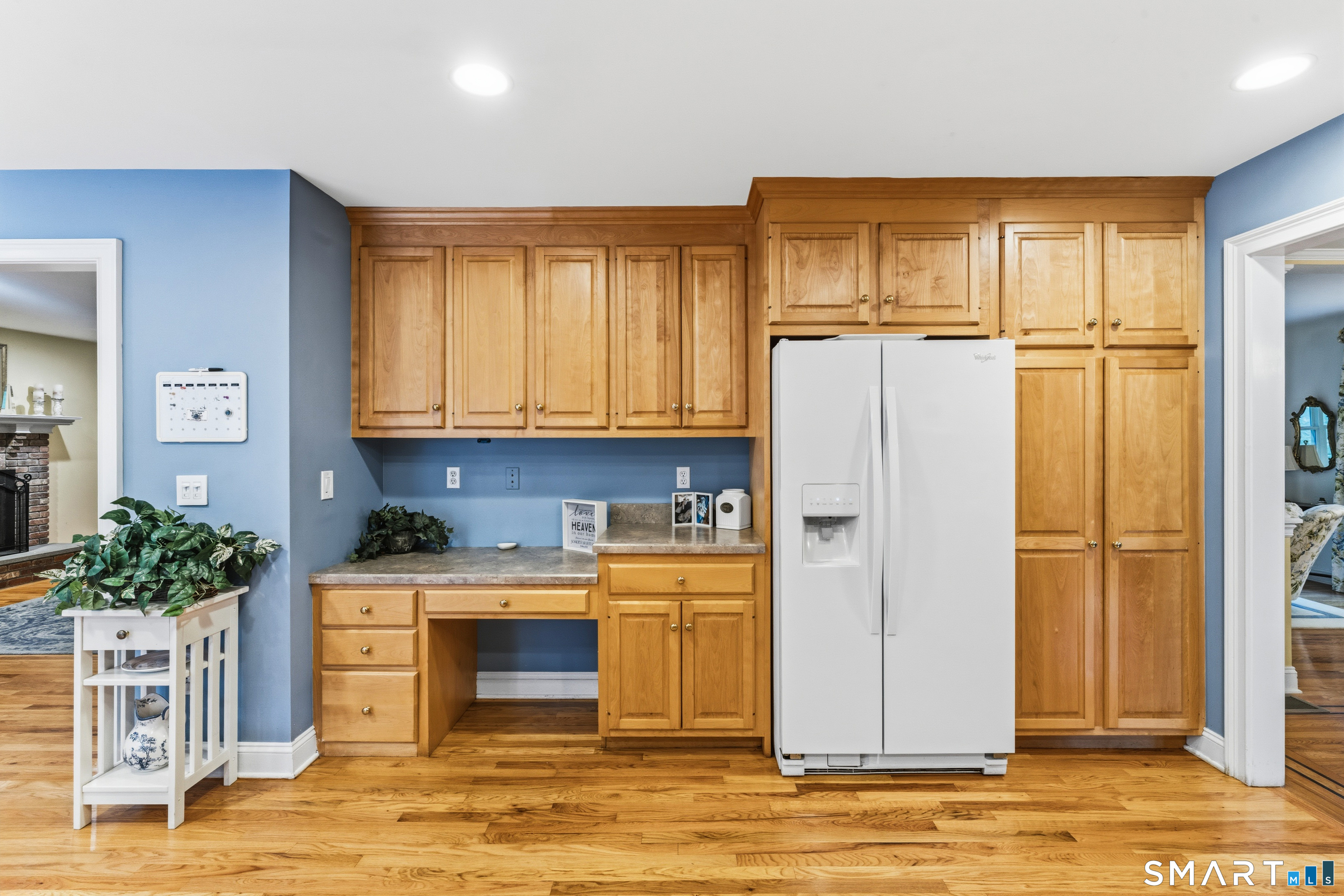 29 Narragansett Trail