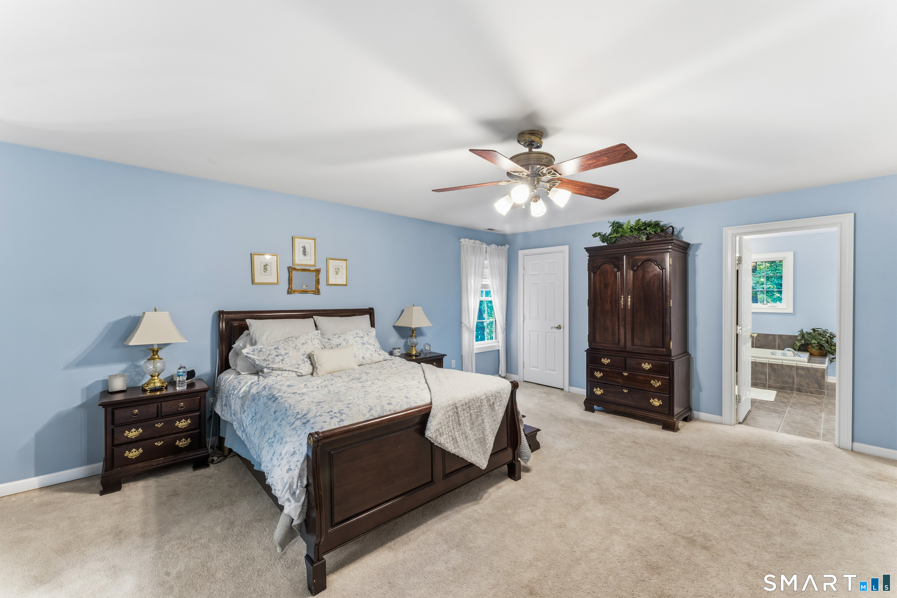 29 Narragansett Trail