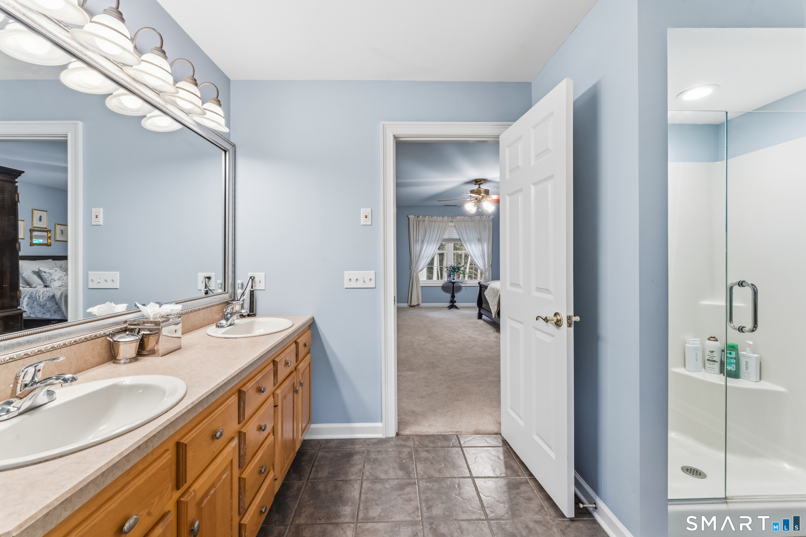 29 Narragansett Trail