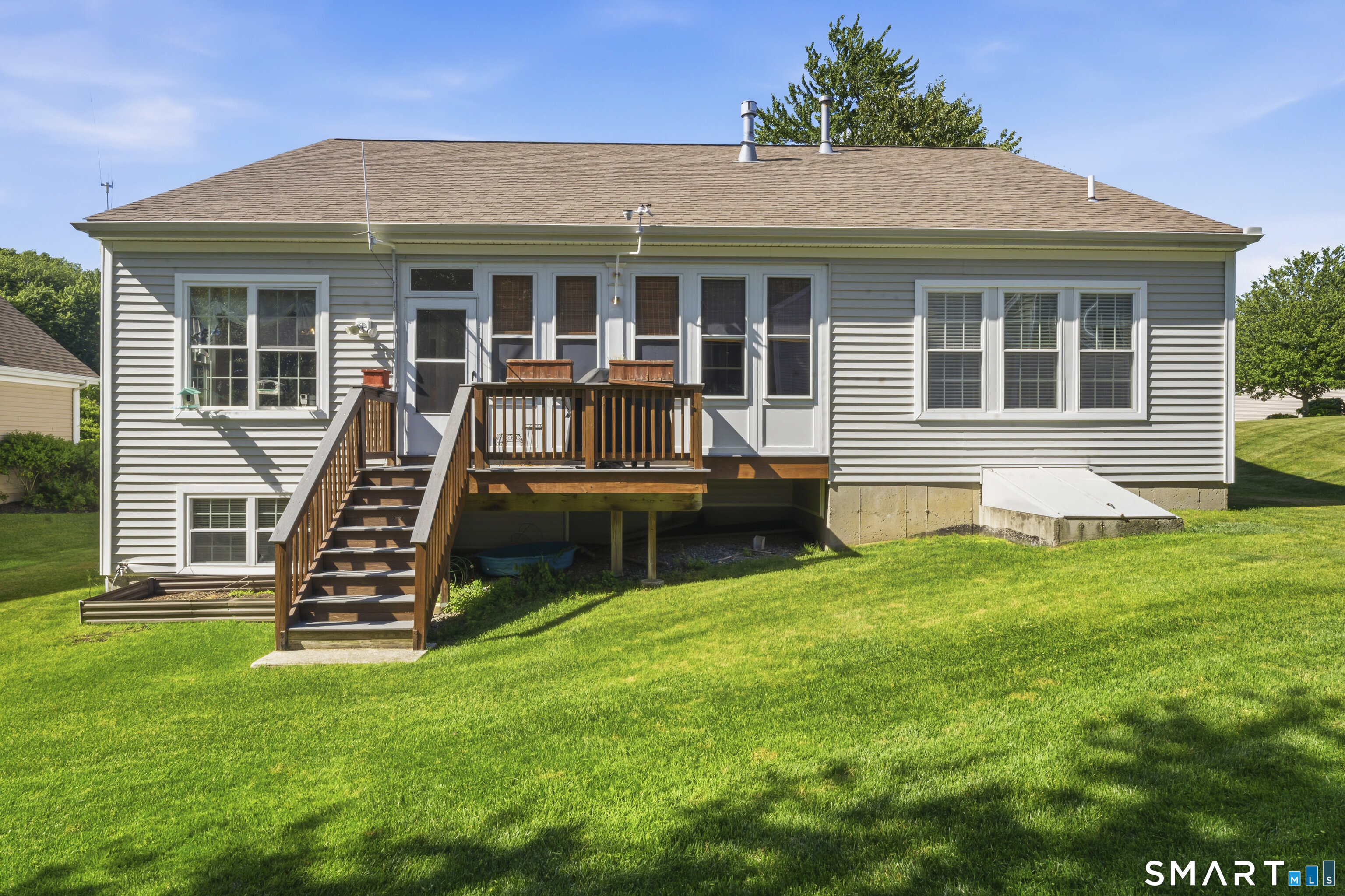 567 Inverness Court 567