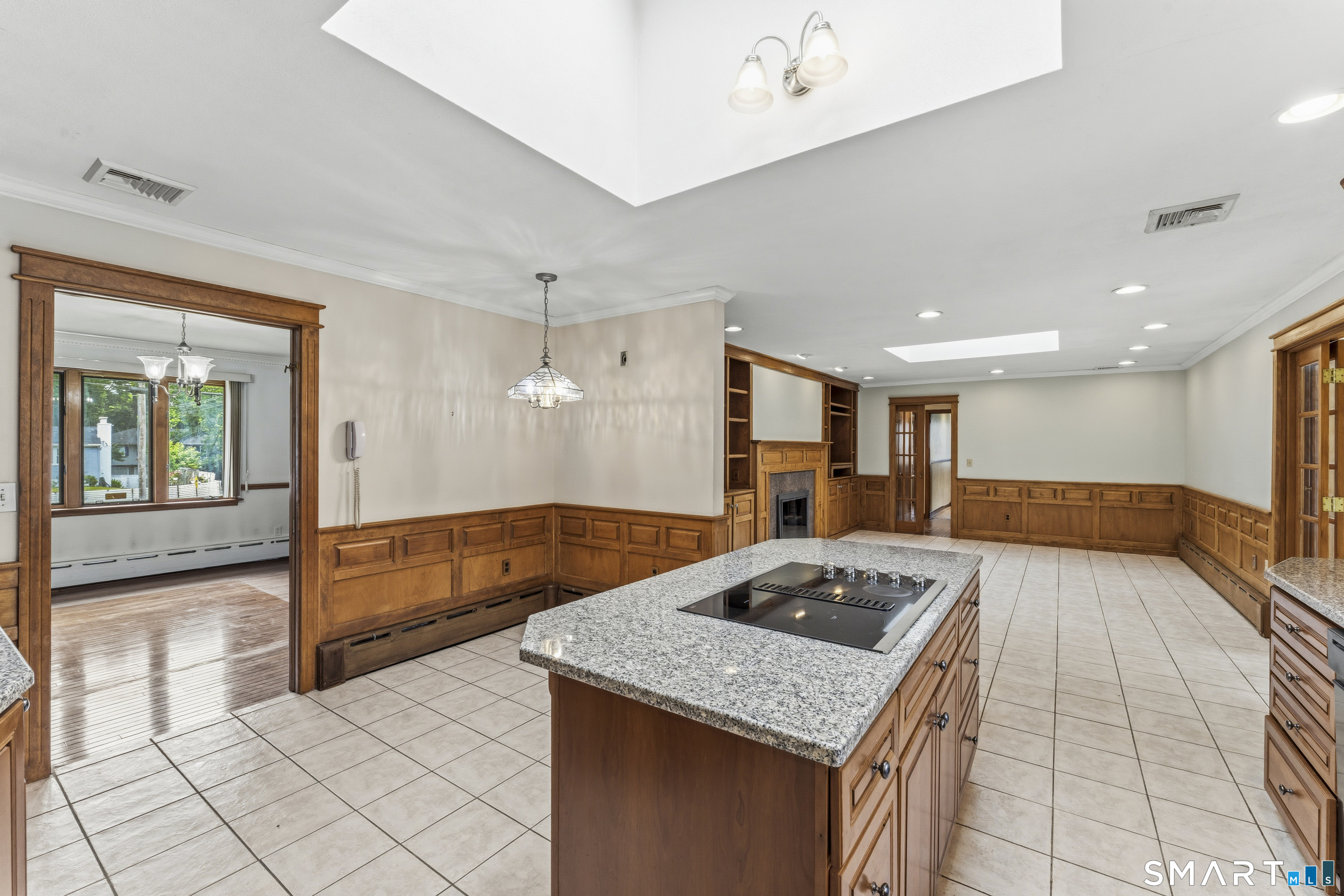 883 Sawmill Road