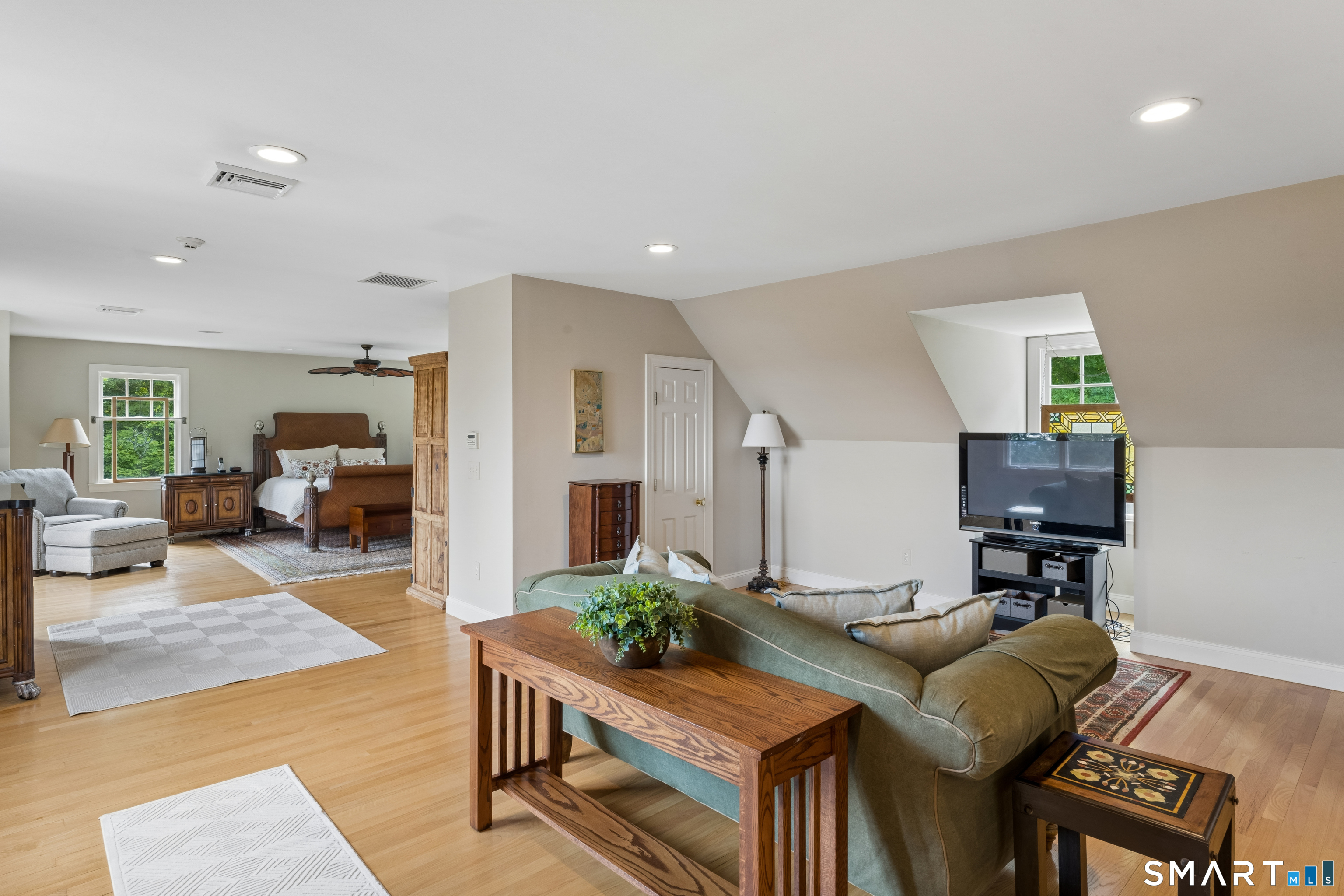 8 Horseshoe Ridge Road