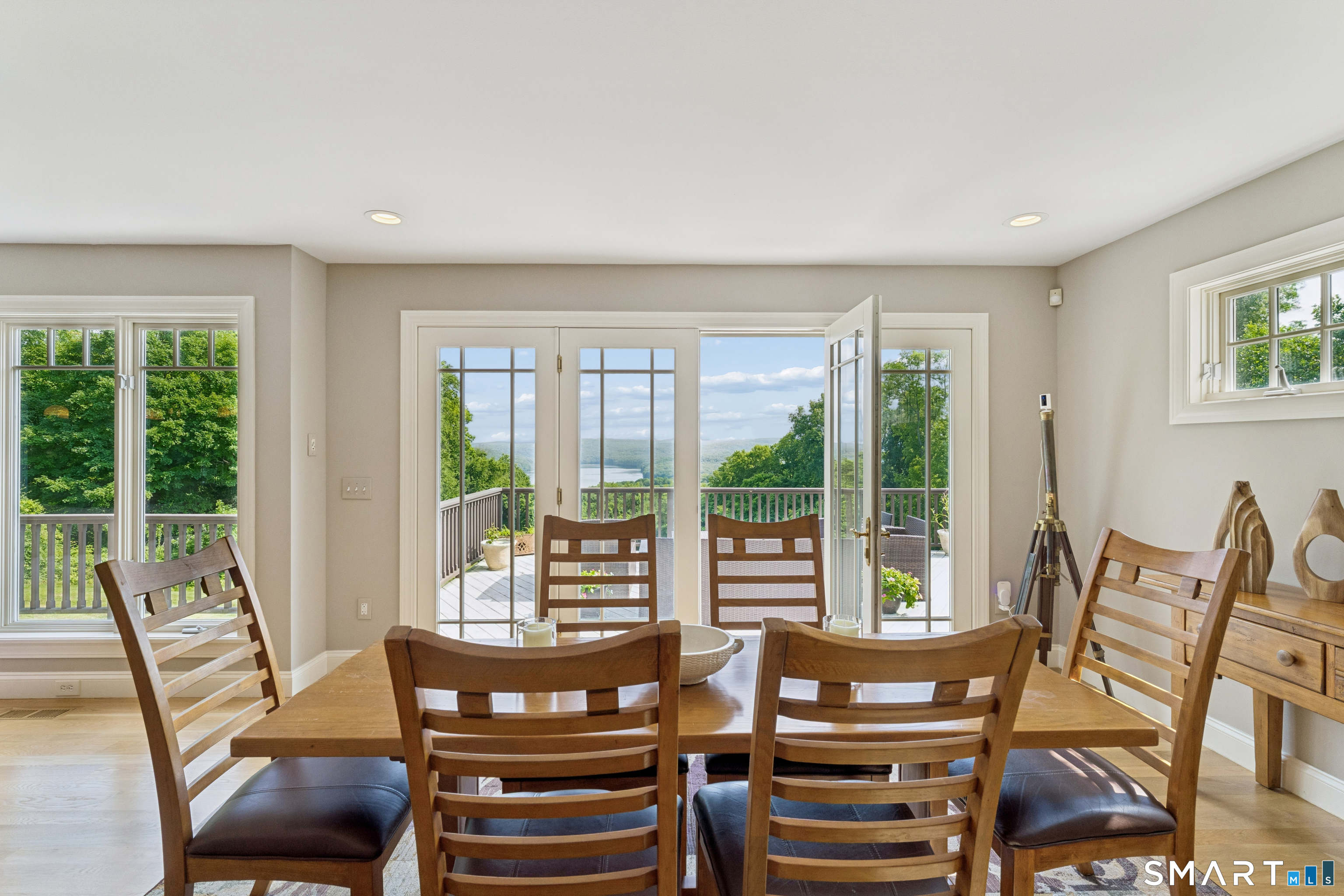 8 Horseshoe Ridge Road