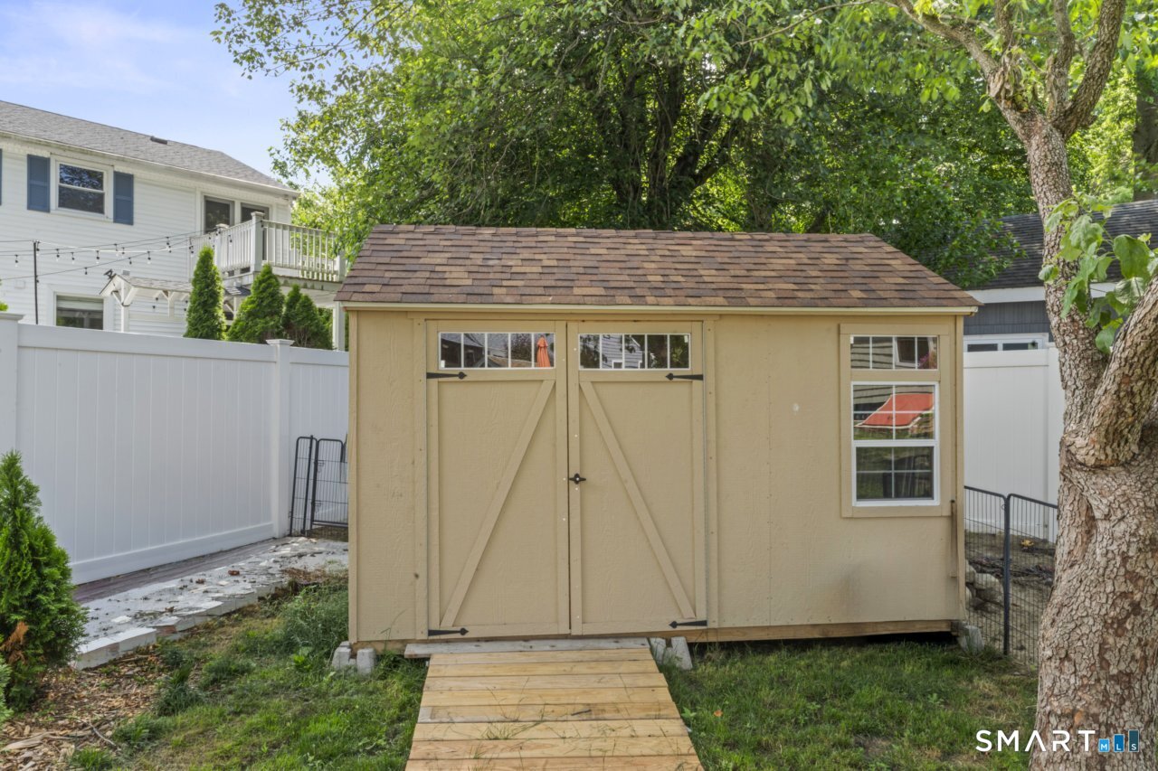 37 Cedar Crest Place