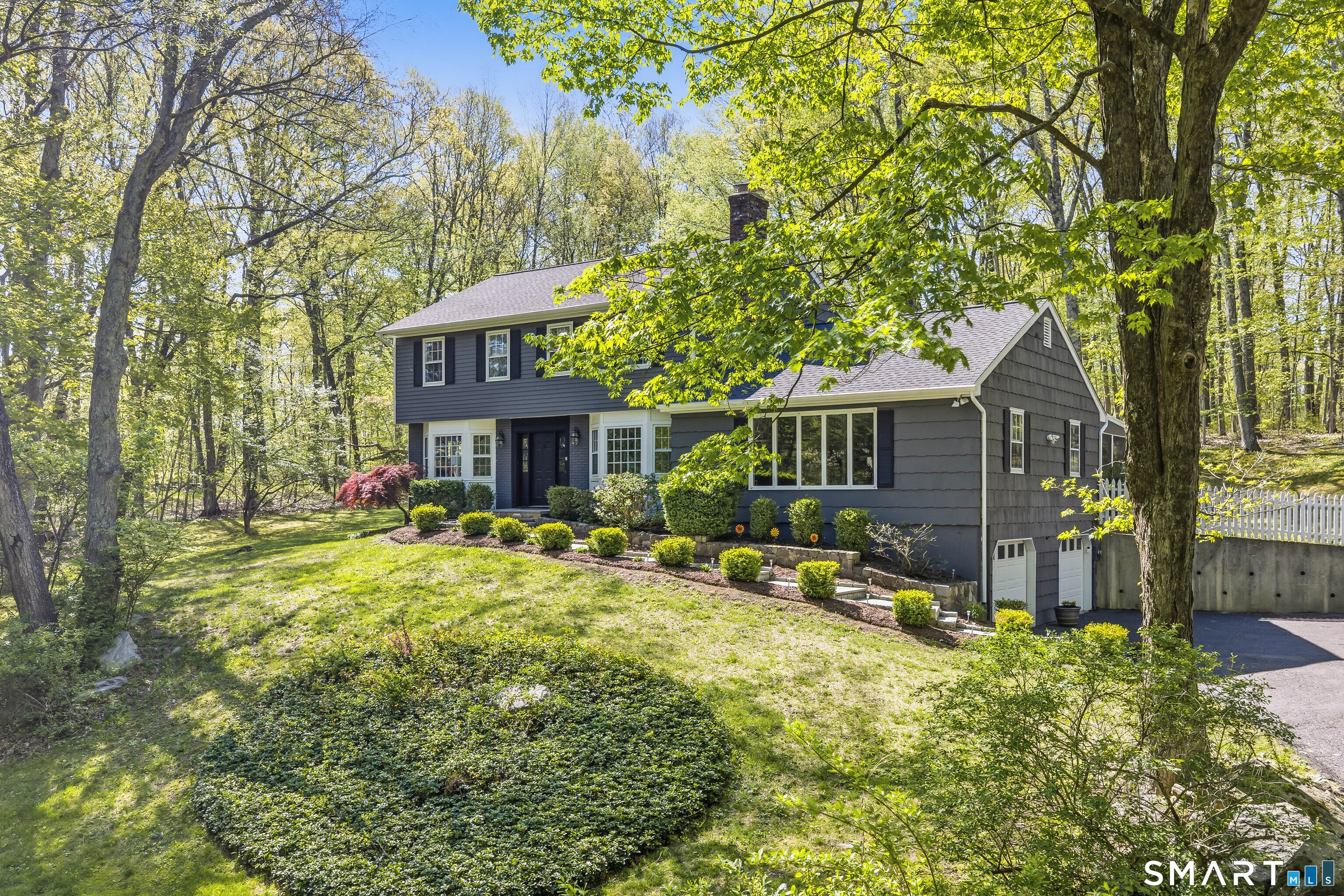 7 Arapaho Road
