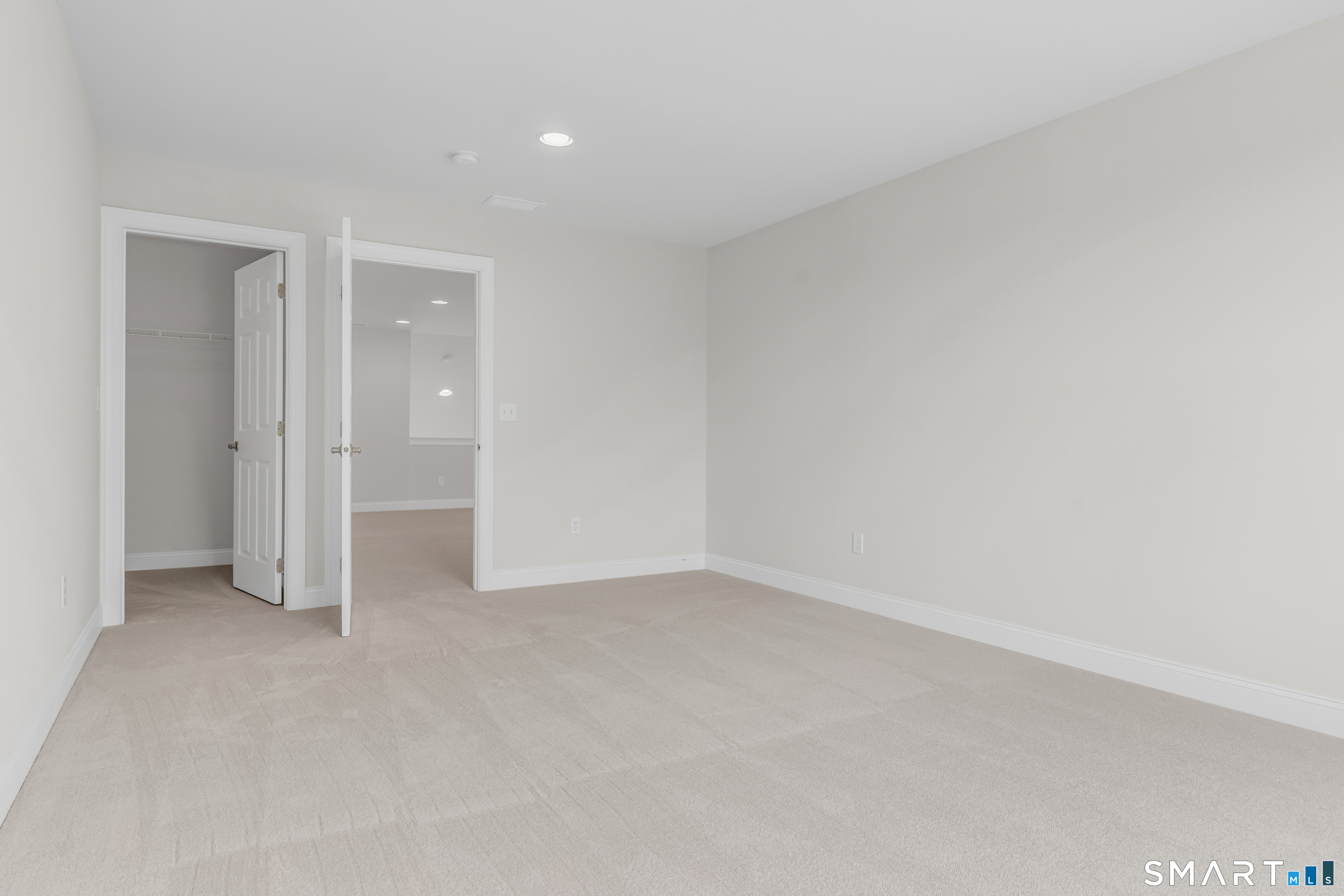 23 Woods Lane Unit: 23