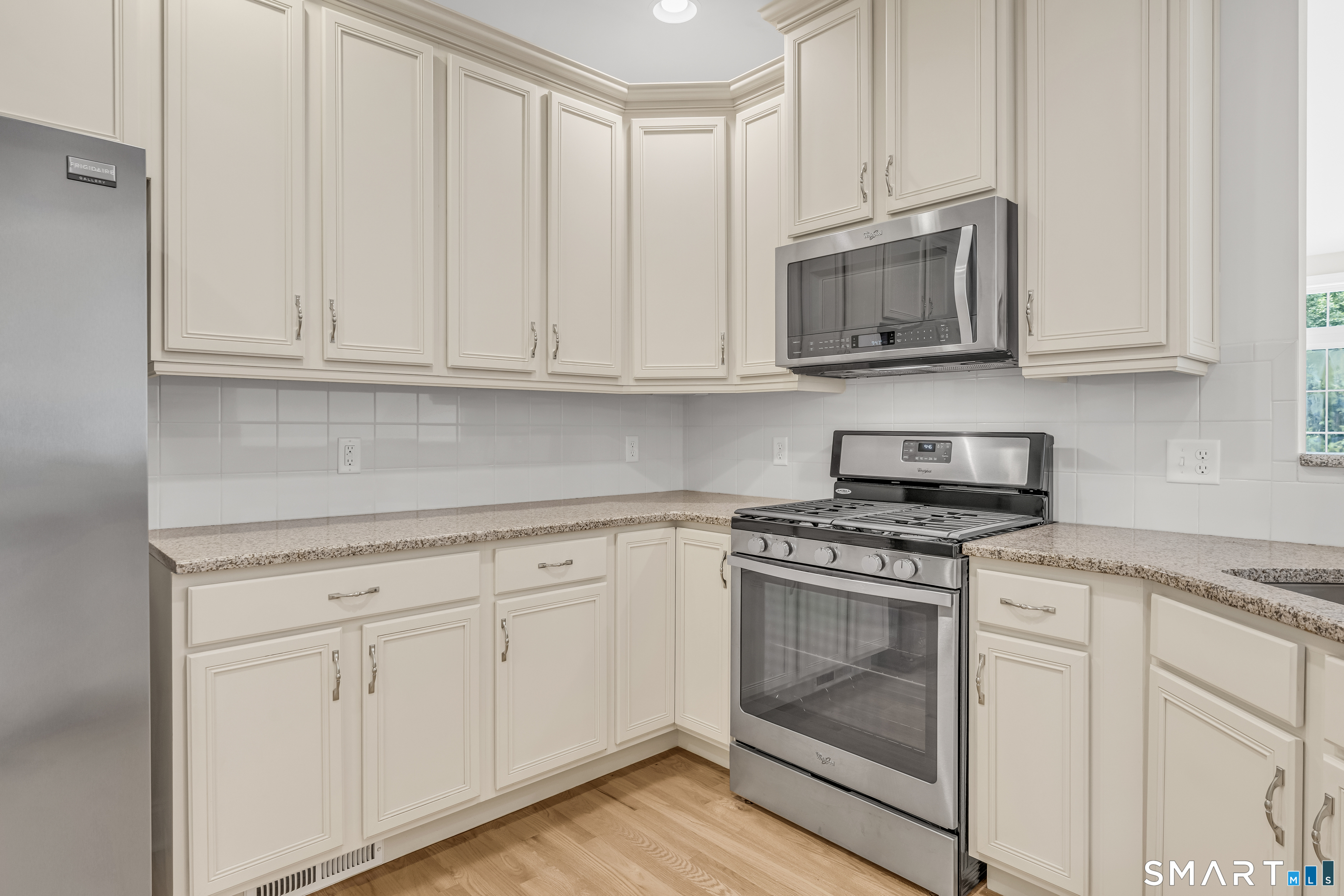 23 Woods Lane Unit: 23