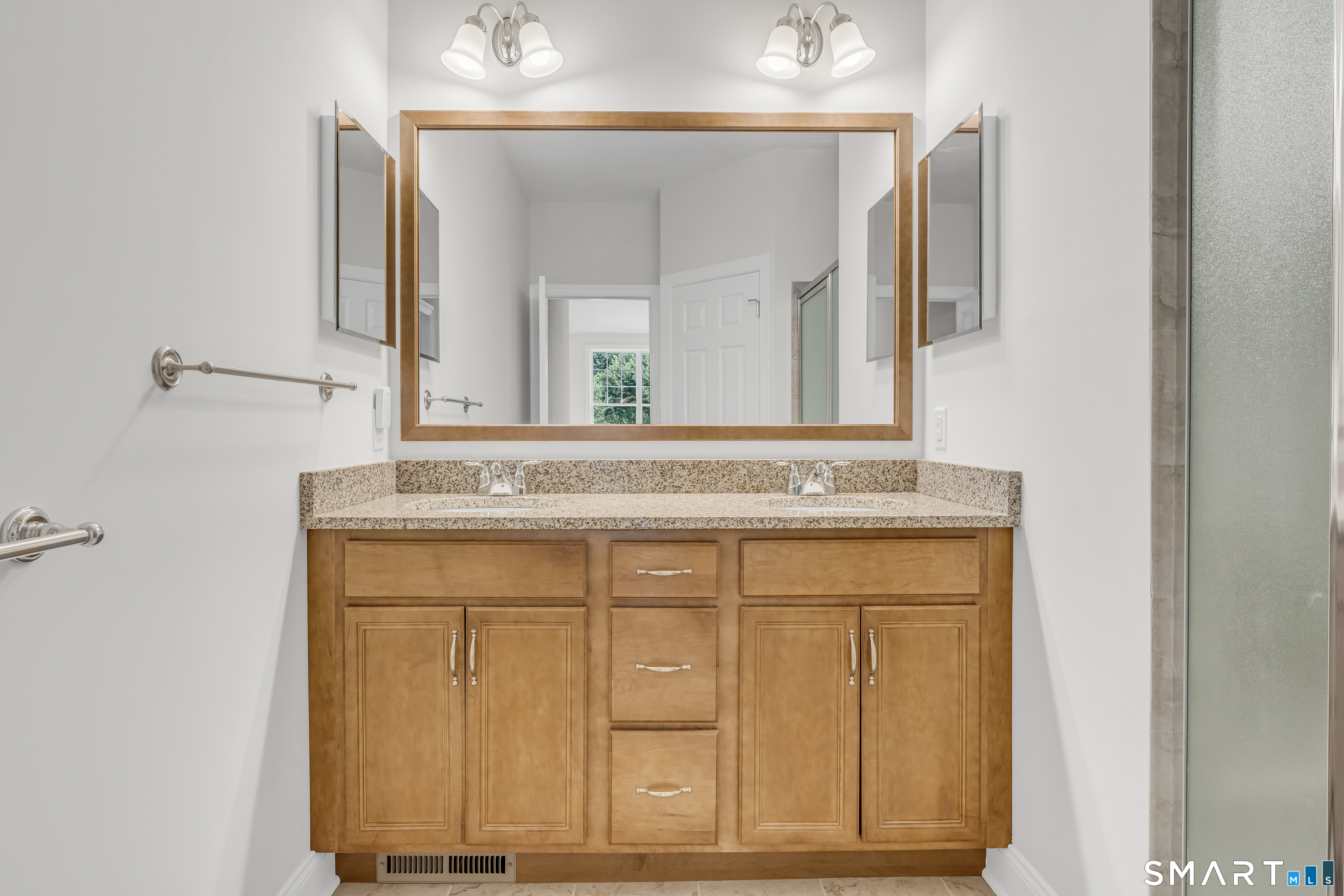 23 Woods Lane Unit: 23
