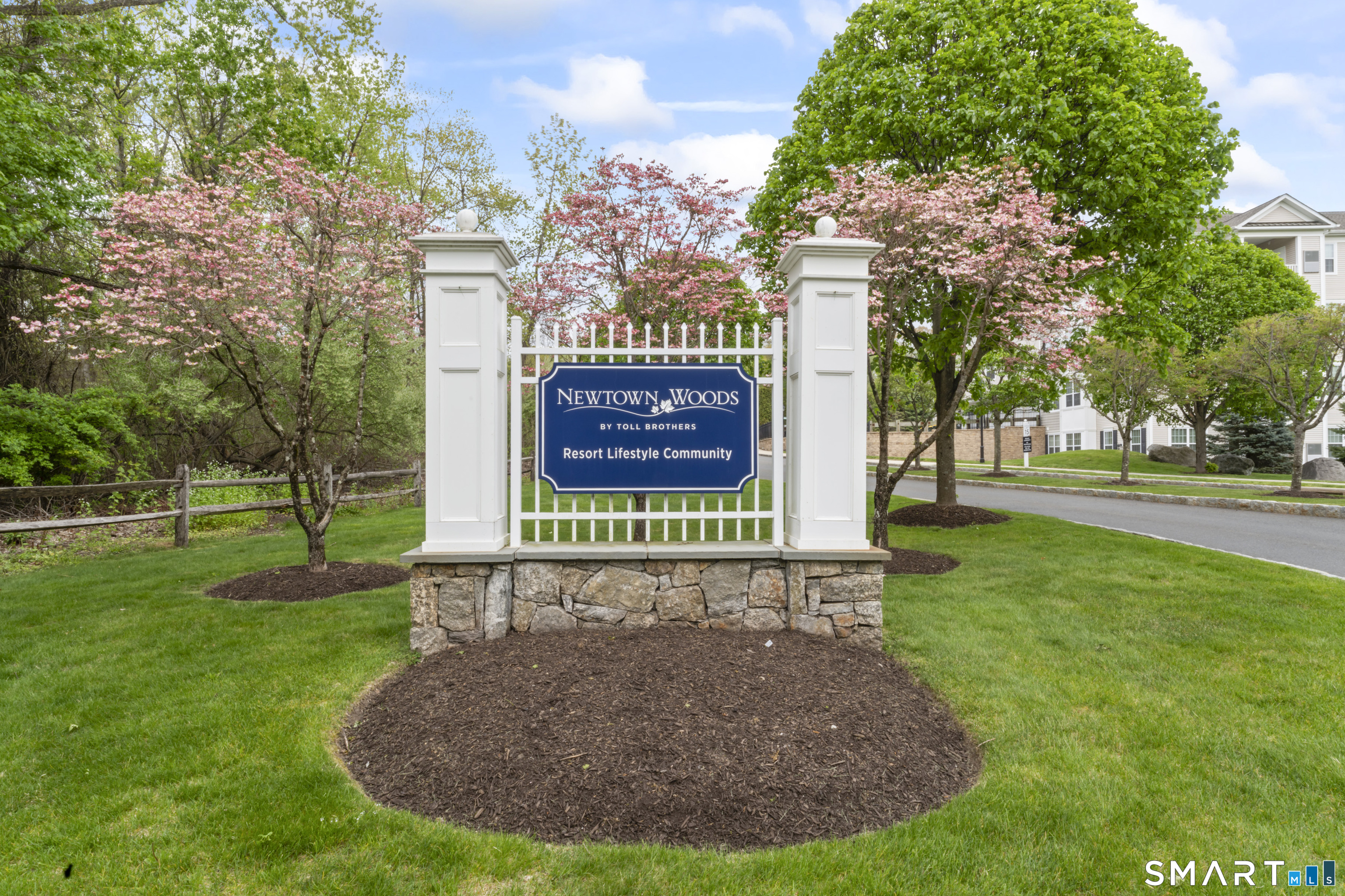23 Woods Lane Unit: 23